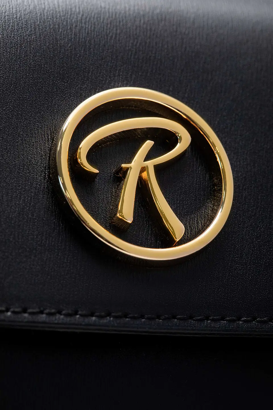 Cartera Cuero Riva 11