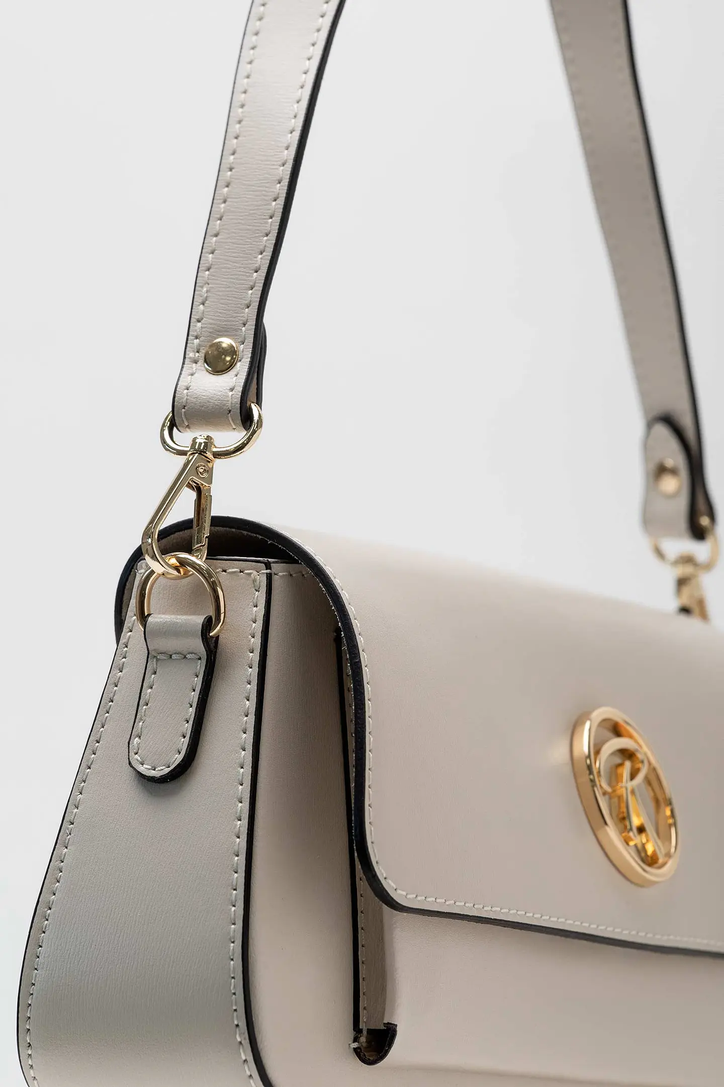 Cartera Cuero Riva 19