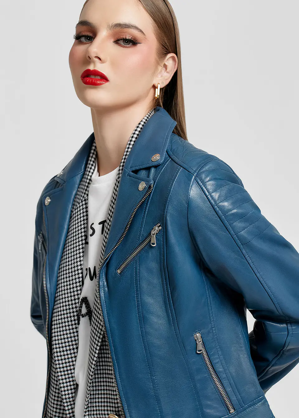 Casaca Estilo Biker En Cuero Color Entero 37