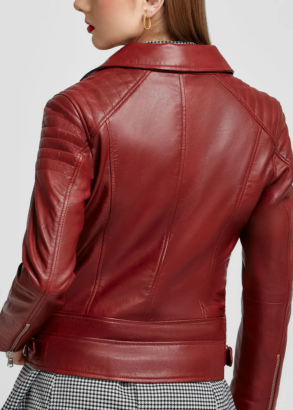 Casaca Estilo Biker En Cuero Color Entero 47