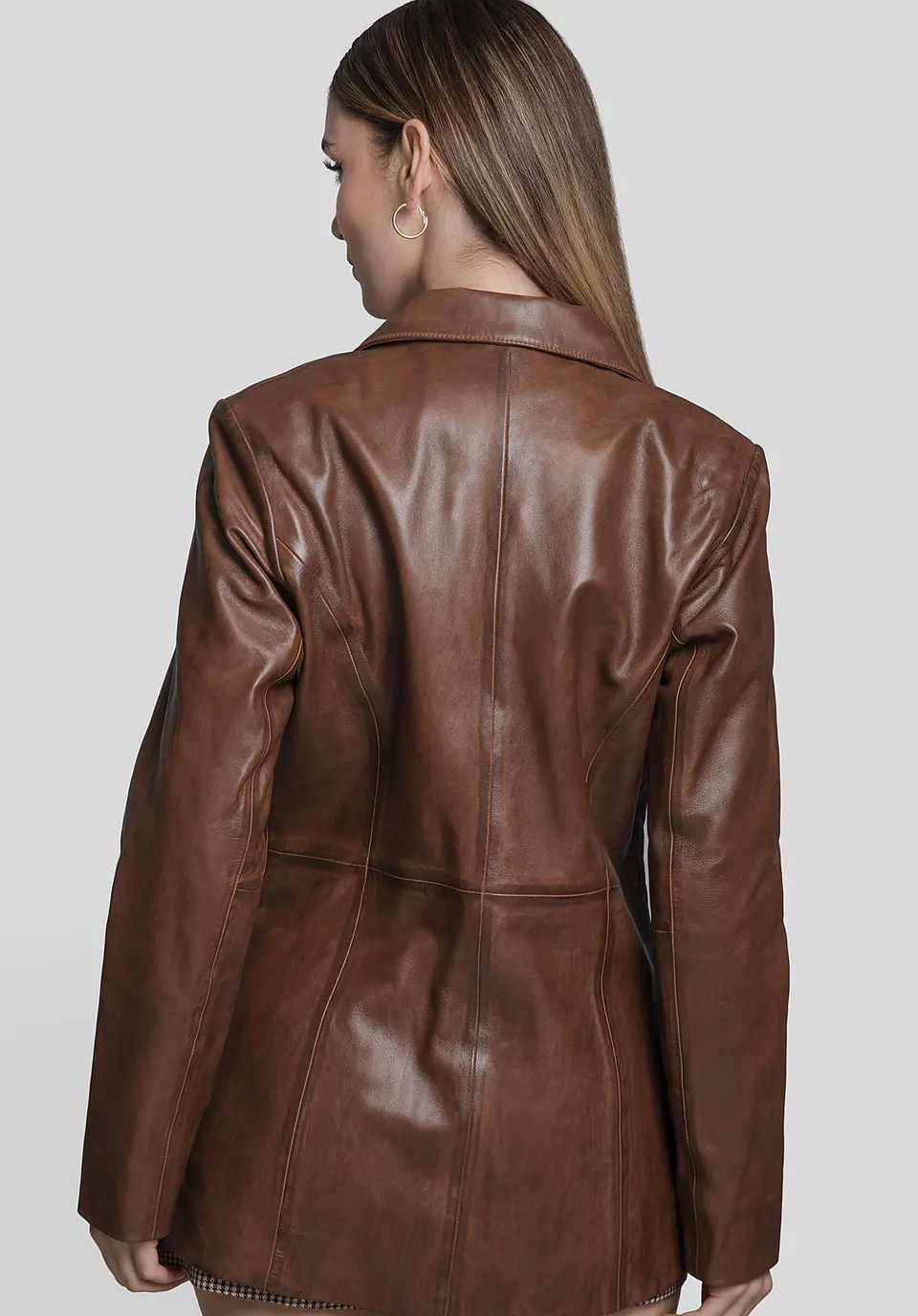 Saco Cuero Atelier 5