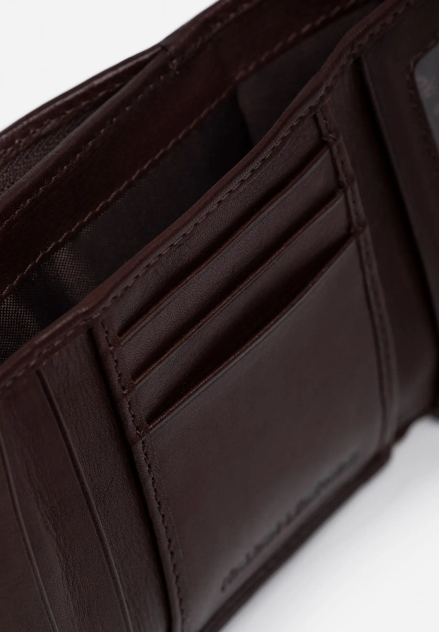 Billetera Cuero Aura Soft Mini 6