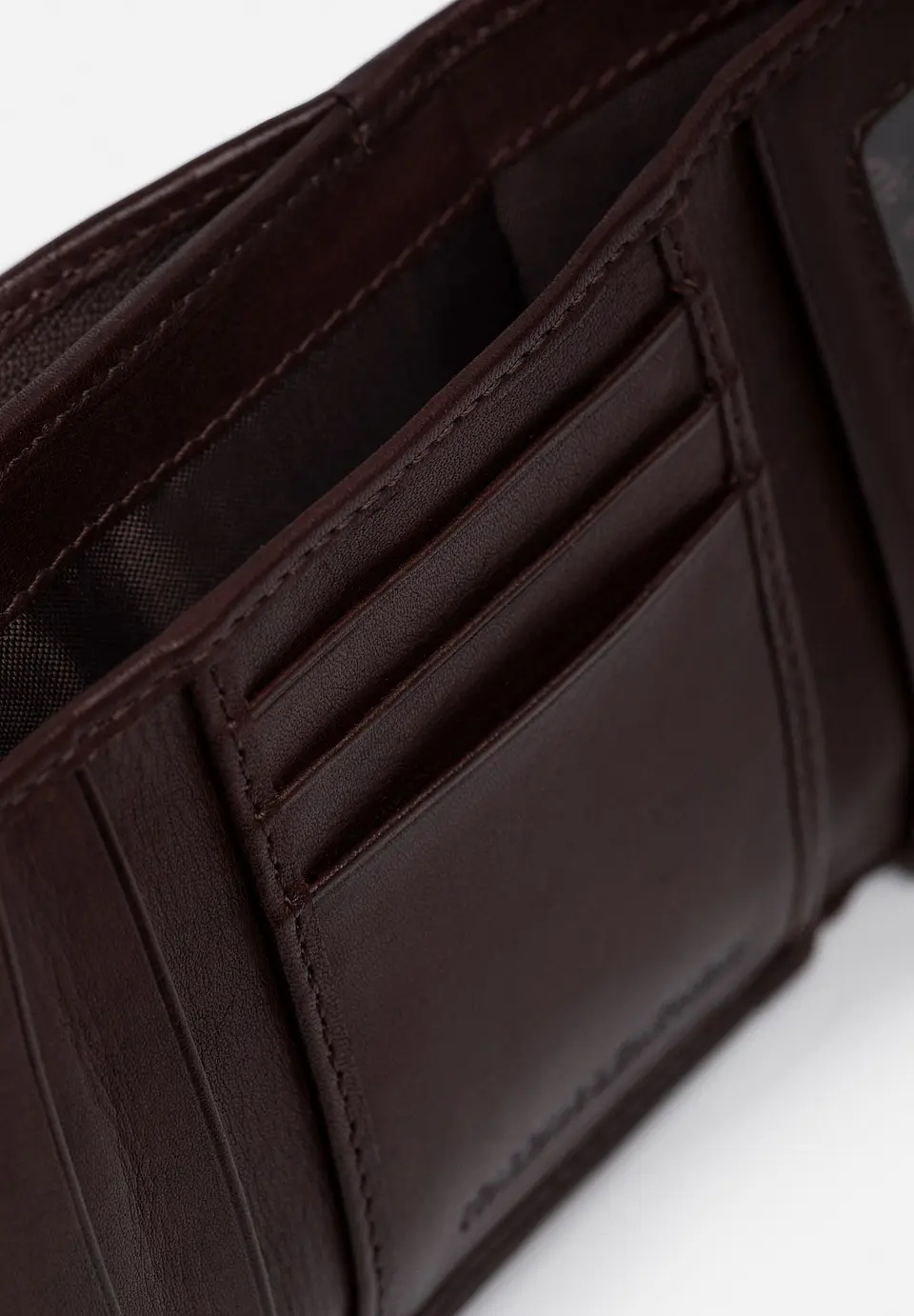 Billetera Cuero Aura Soft Mini 6