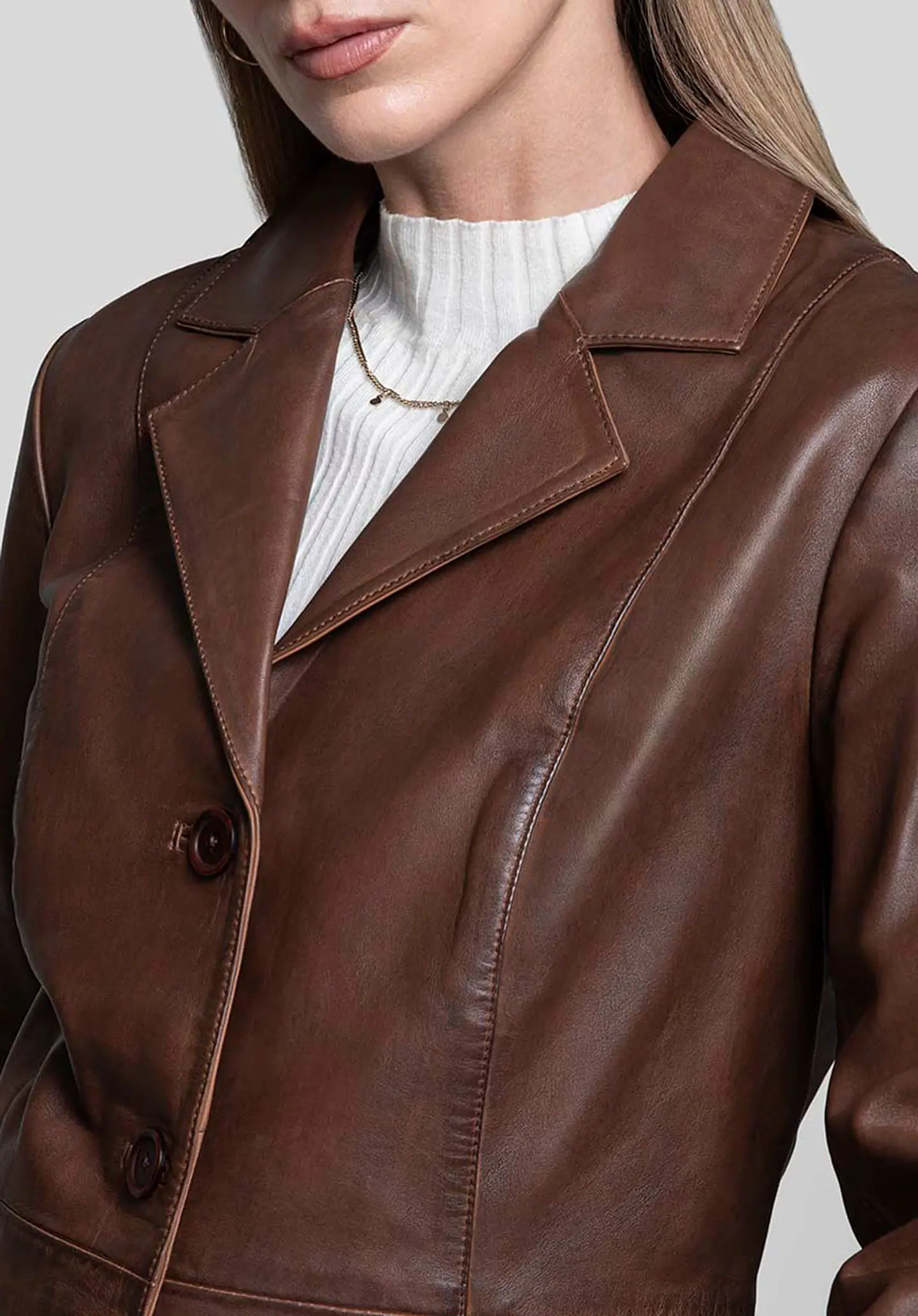Saco Cuero Essence 131
