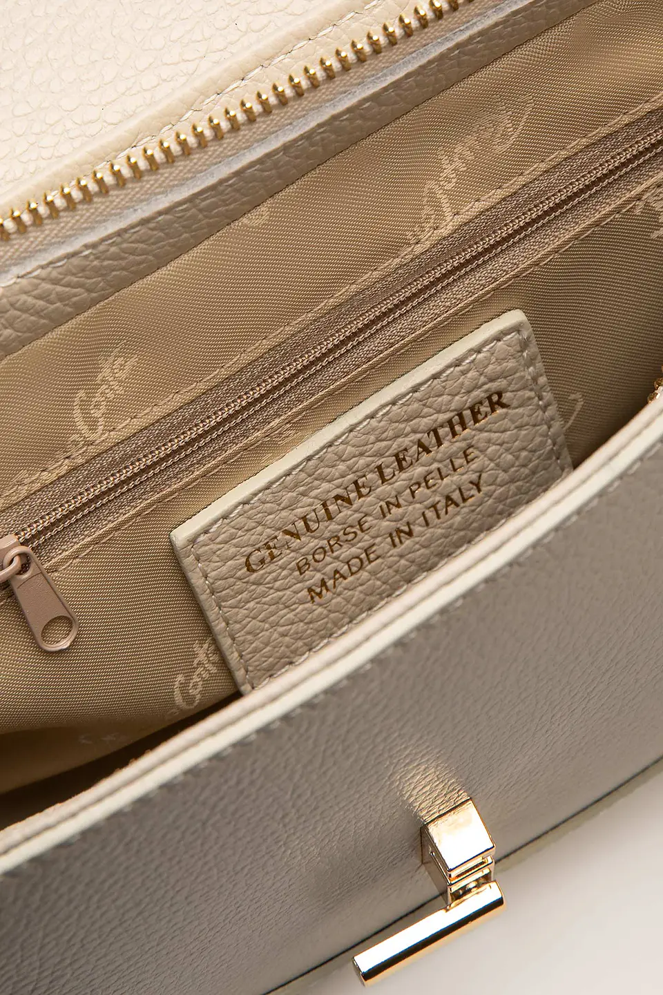 Cartera Cuero Tamia Small 7