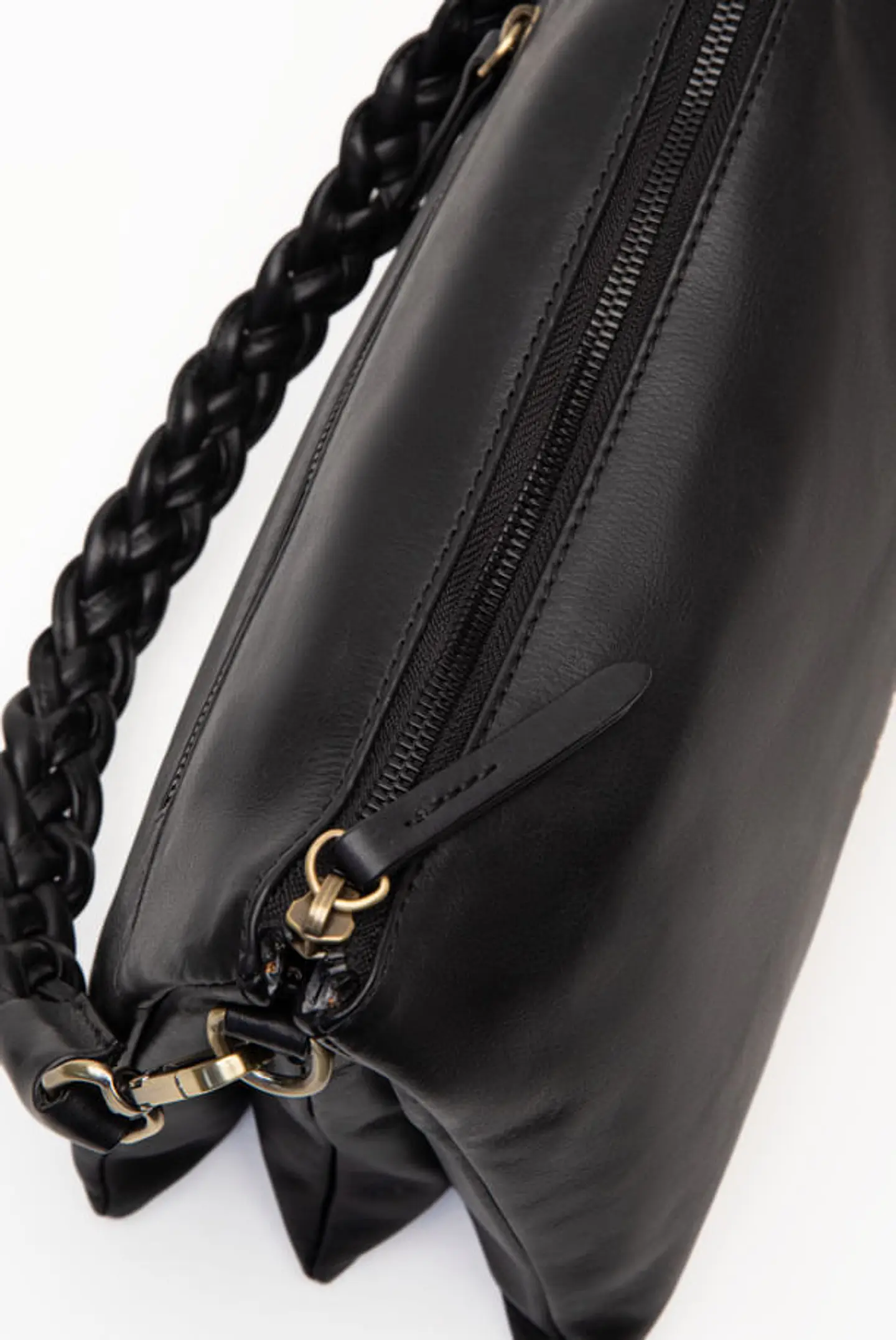 Cartera De Cuero Savana Tressa 17