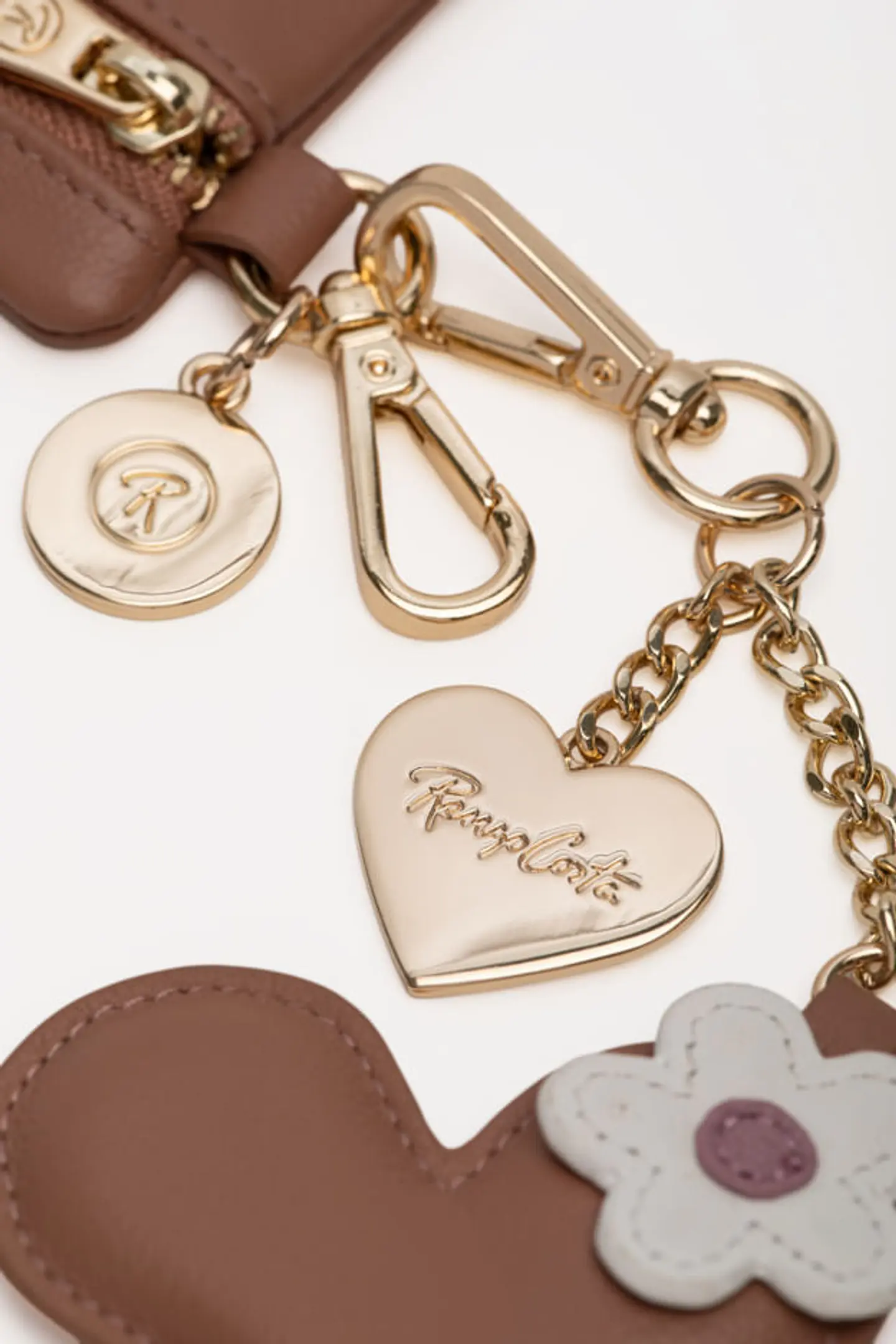 Charm Love Pocket 8