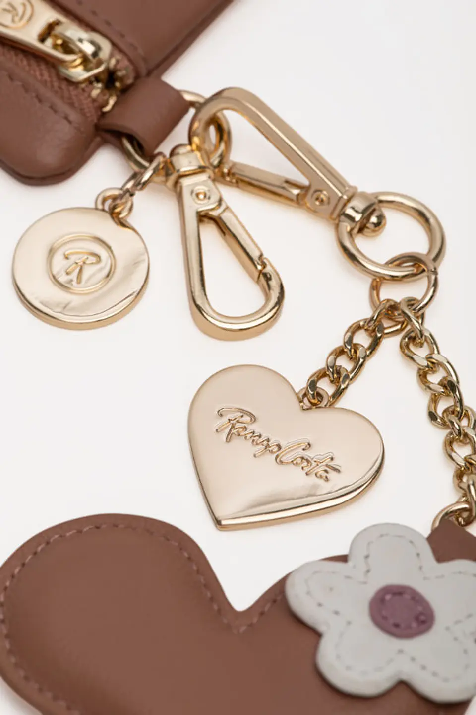 Charm Love Pocket 8