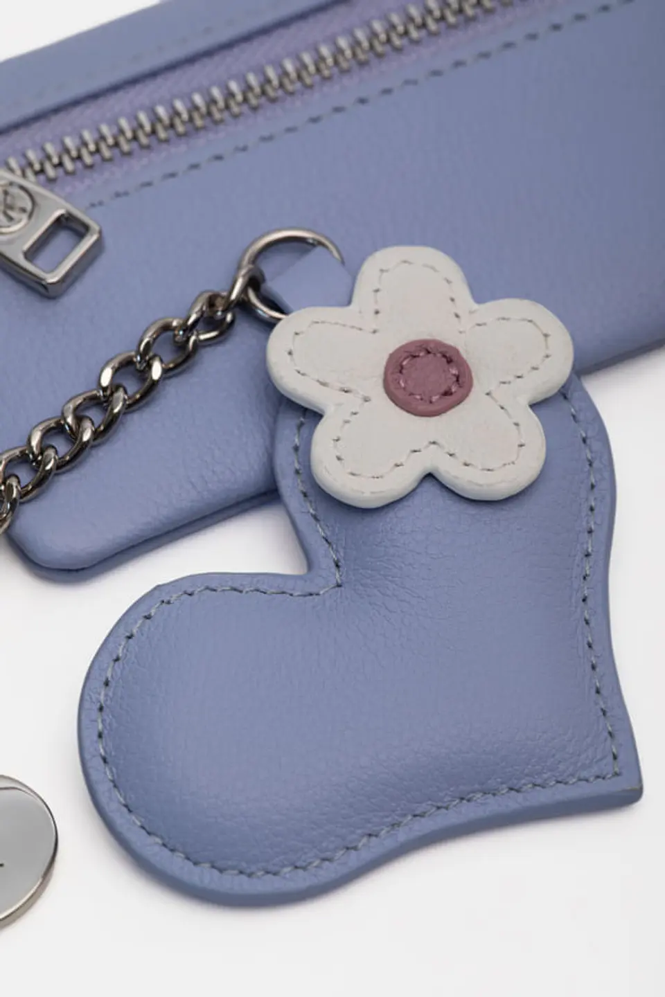 Charm Love Pocket 19
