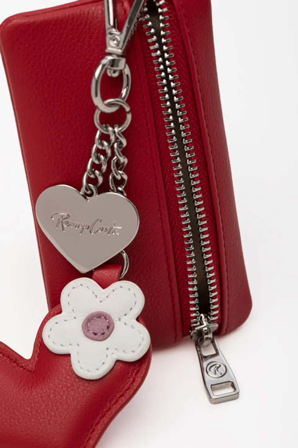 Charm Love Pocket 31
