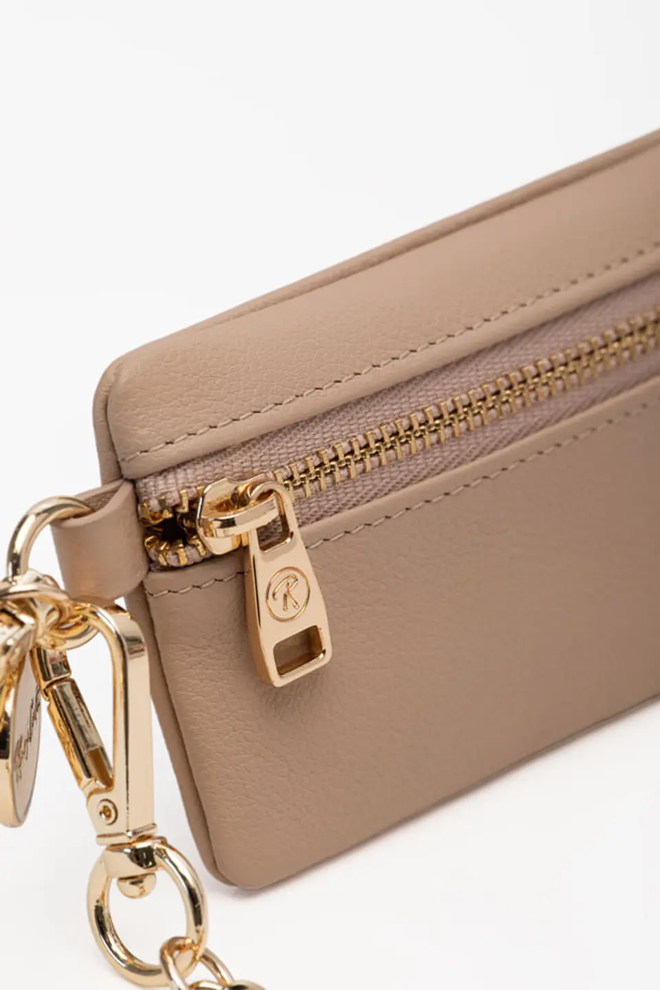 Charm Love Pocket 39