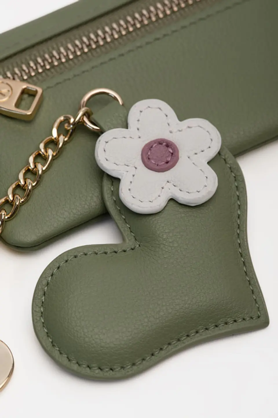 Charm Love Pocket 49