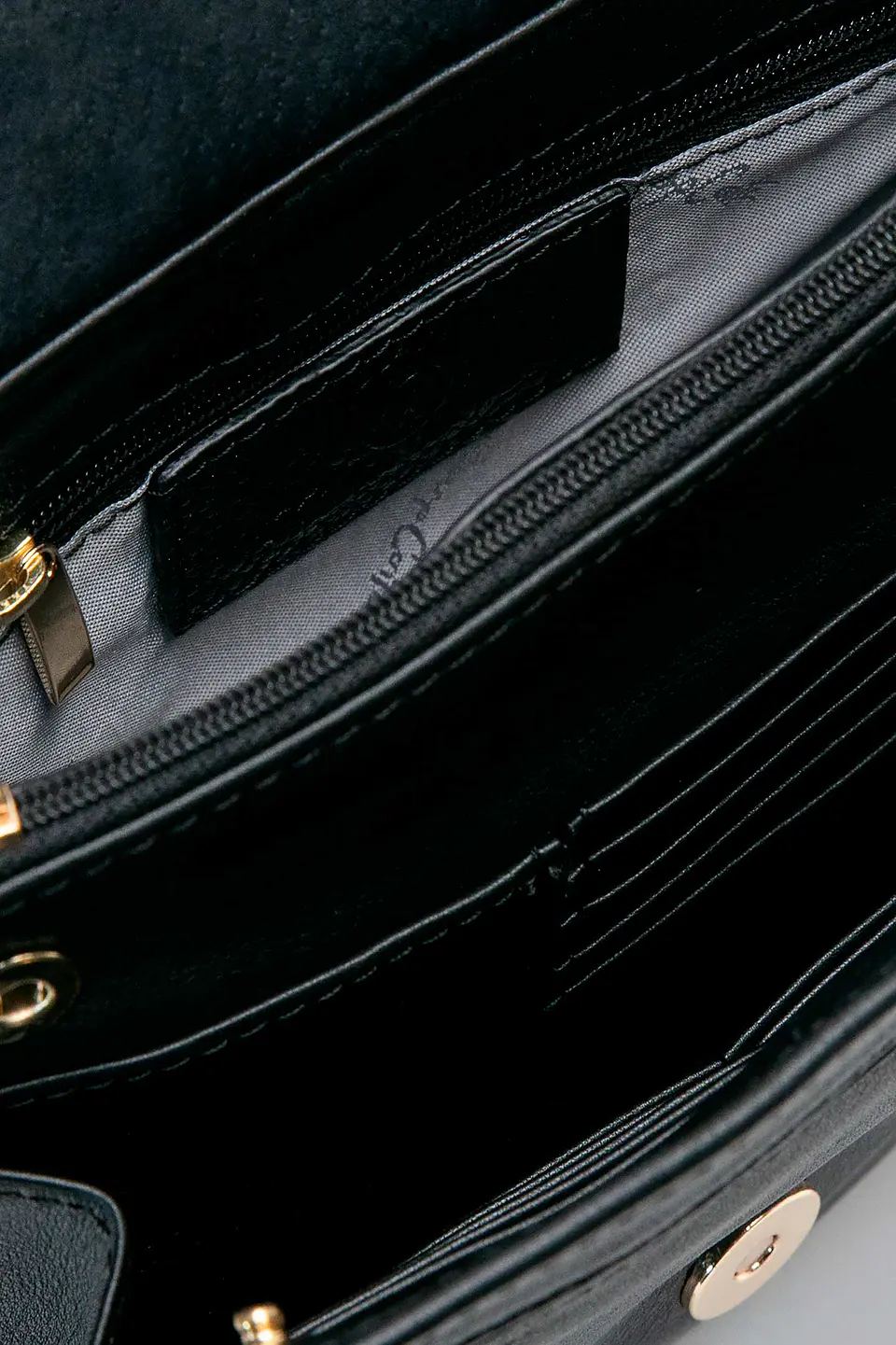 Morral De Cuero Duo Charm 6