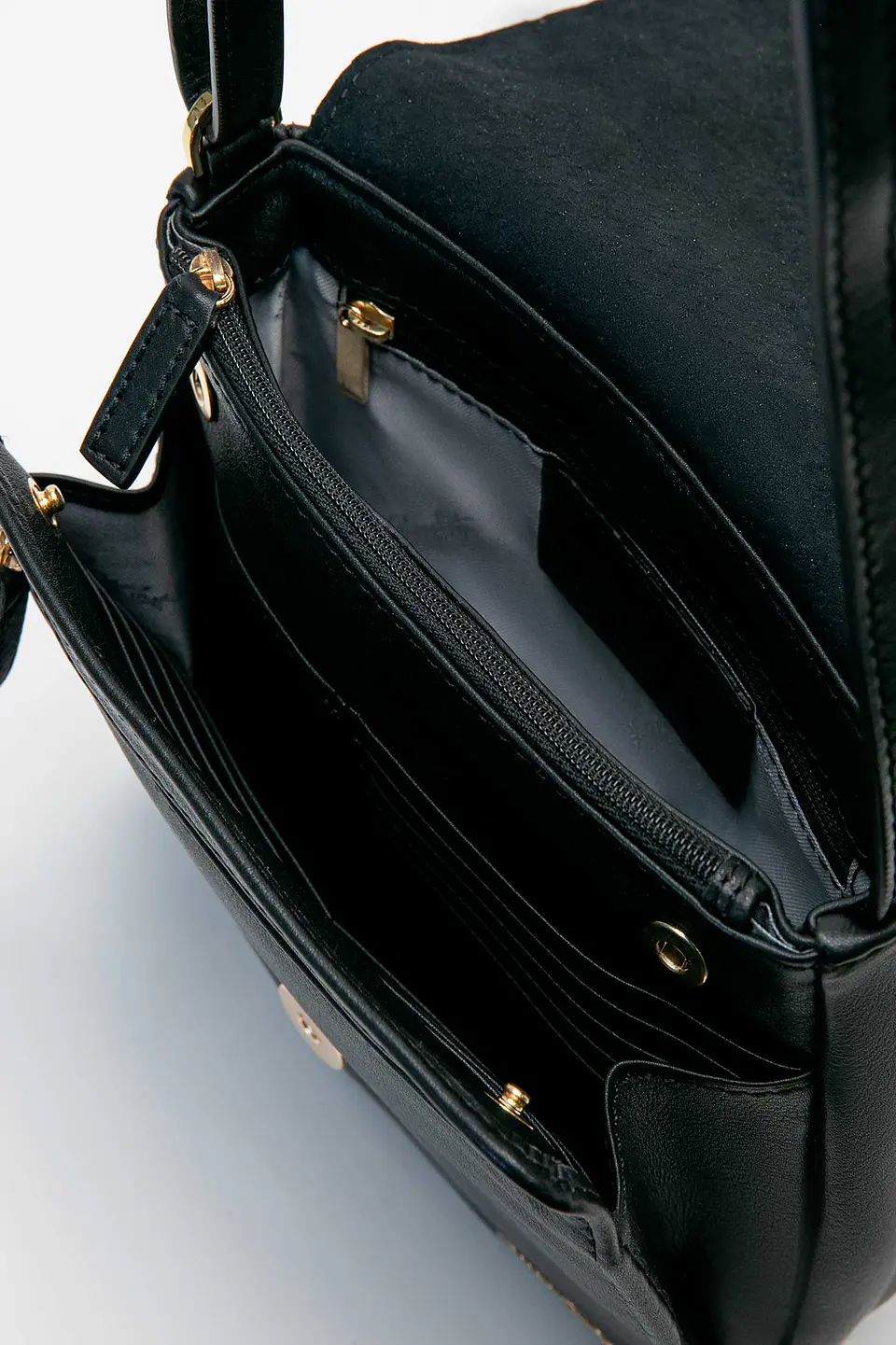 Morral De Cuero Duo Charm 11