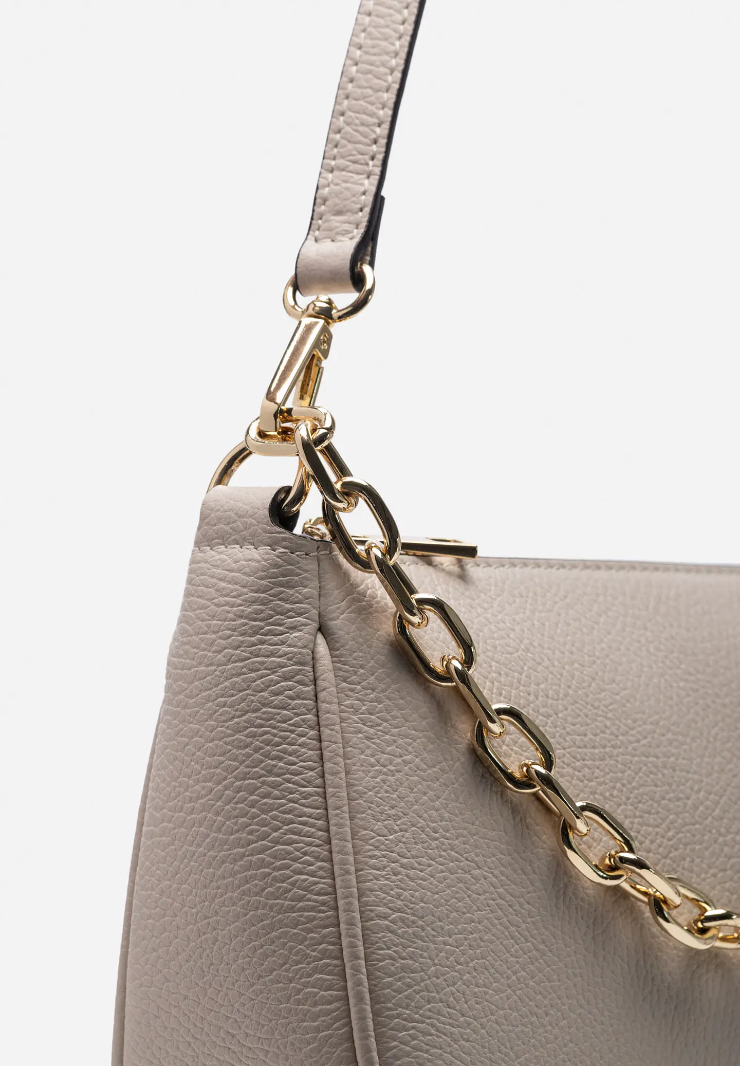 Cartera Cuero Nives Chain 12
