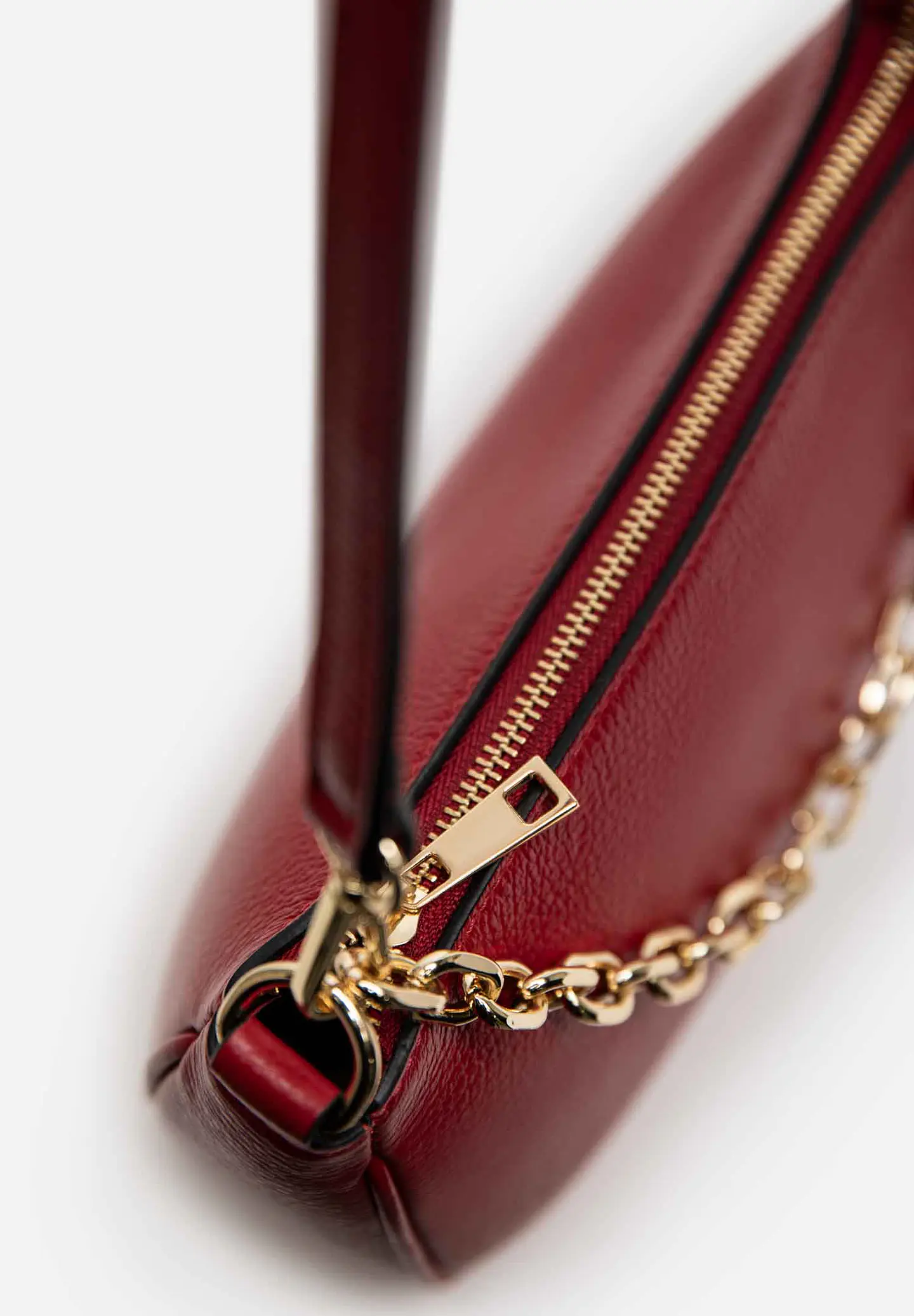 Cartera Cuero Nives Chain 26