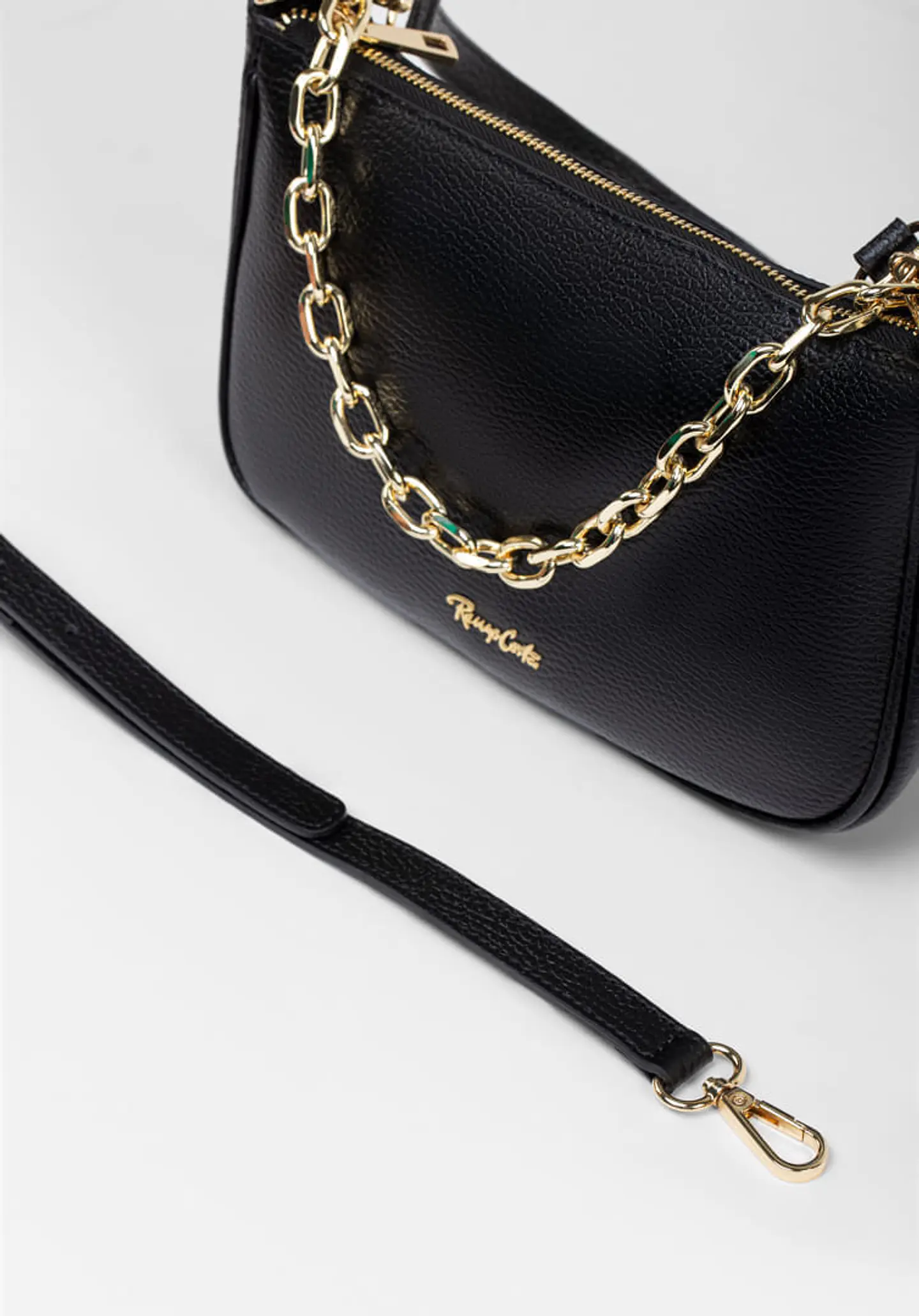 Cartera Cuero Nives Chain 54