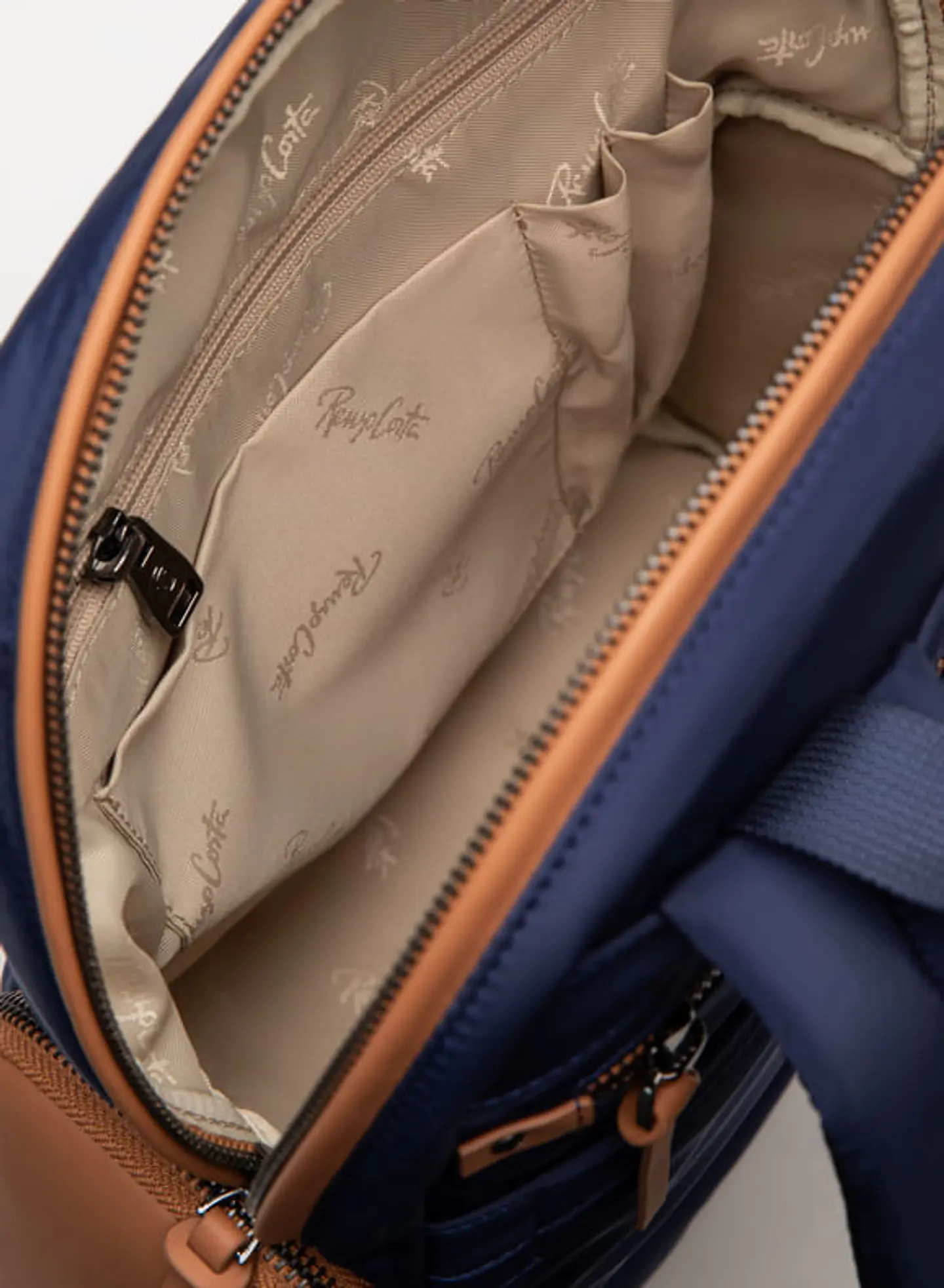 Mochila Urban Nylon 3