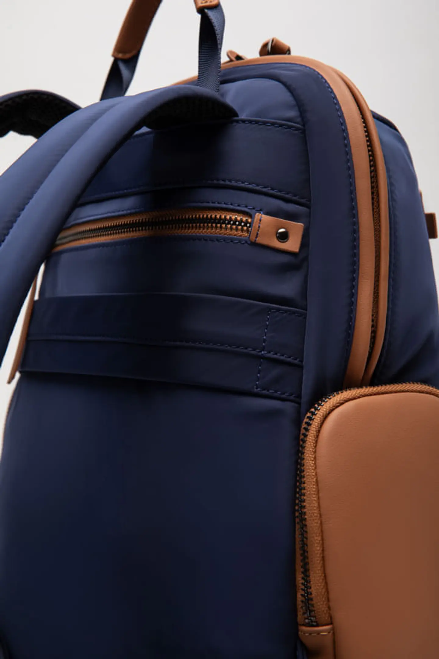 Mochila Urban Nylon 12