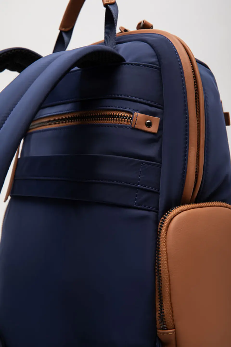 Mochila Urban Nylon 12