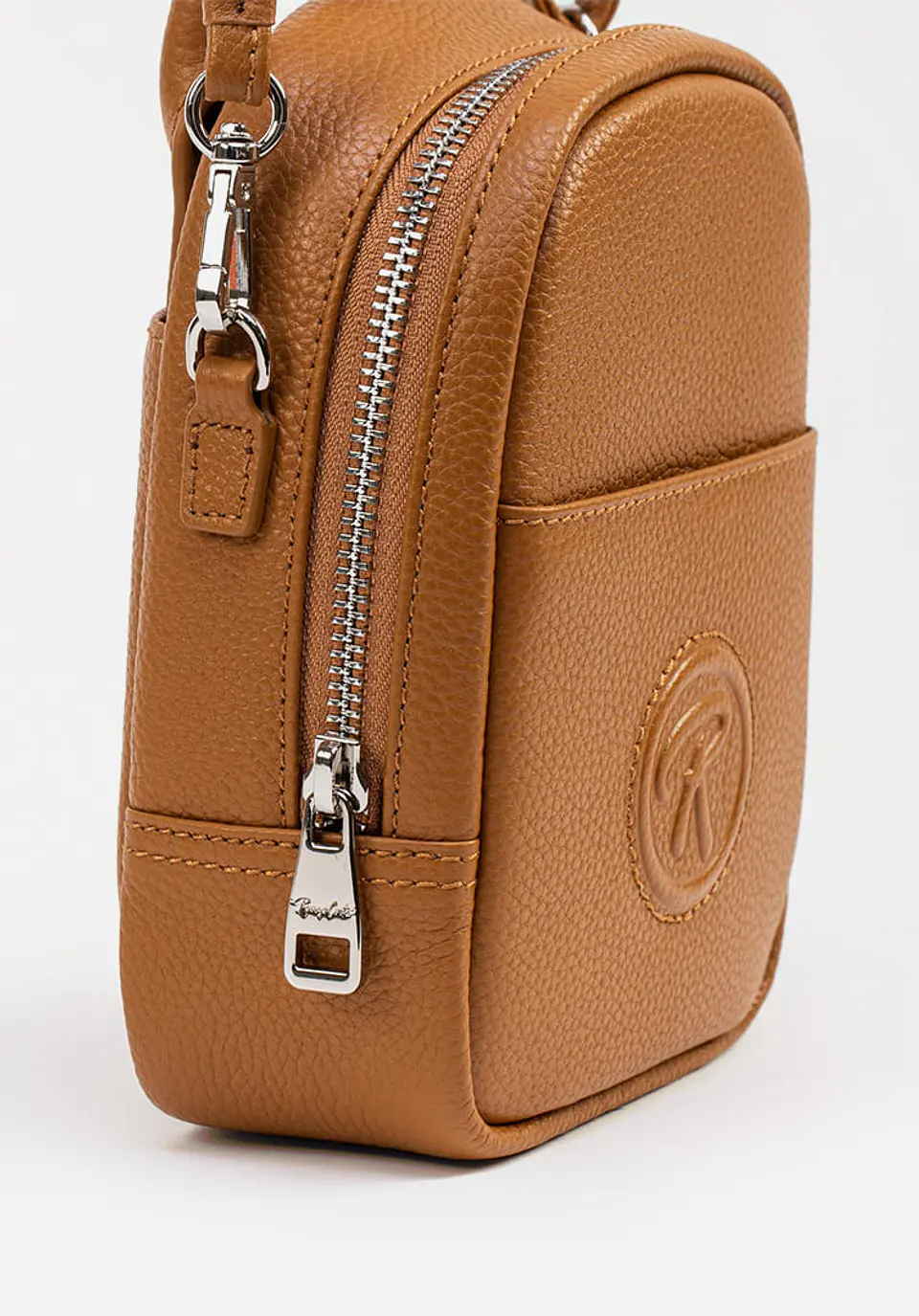 Essential Pouch Bag 17