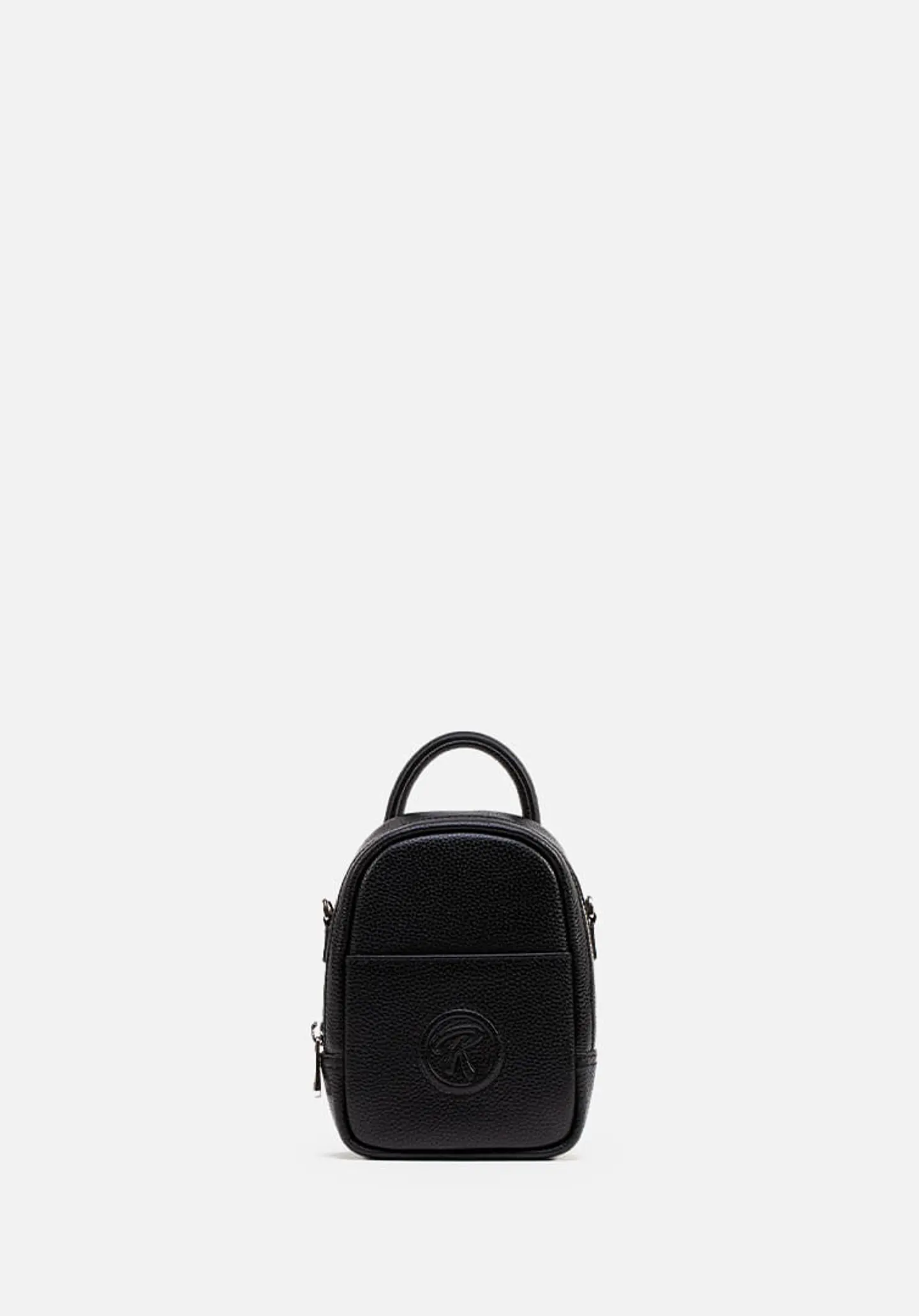 Essential Pouch Bag 27