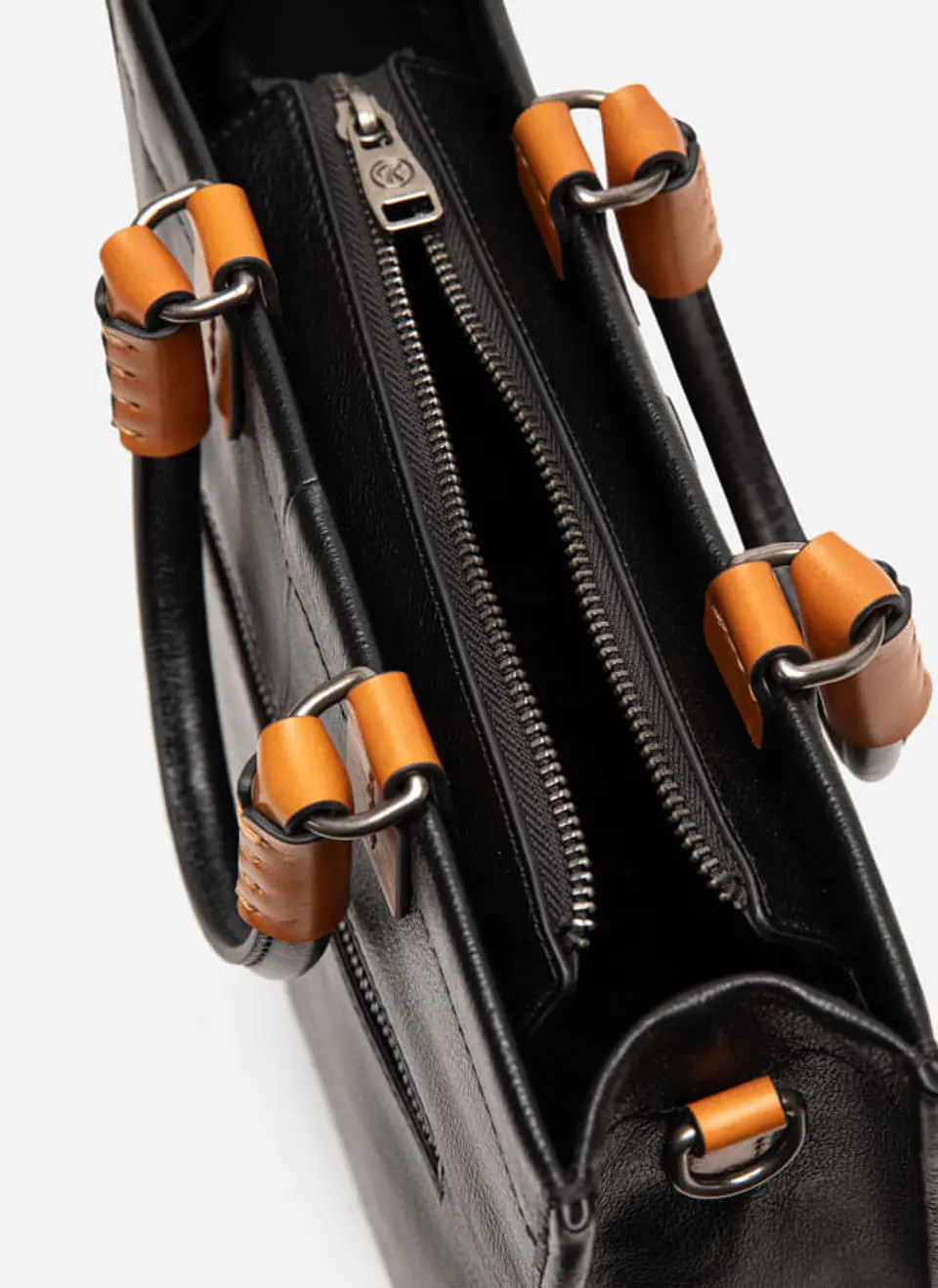 Cartera Cuero Dual Handle 22
