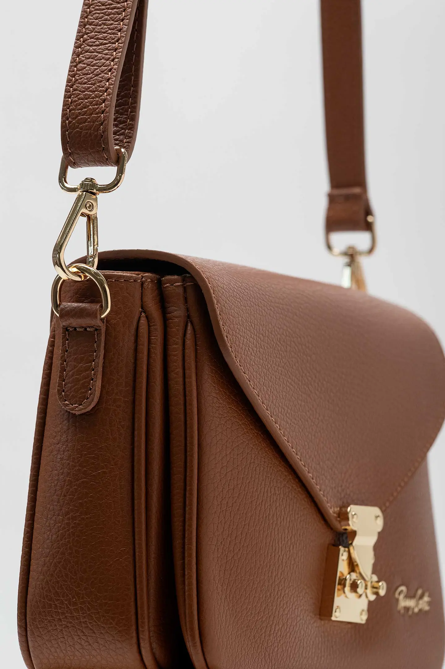 Cartera Cuero Lock Muse 14