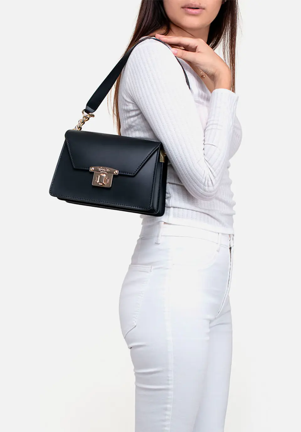 Cartera Cuero Kiara 26
