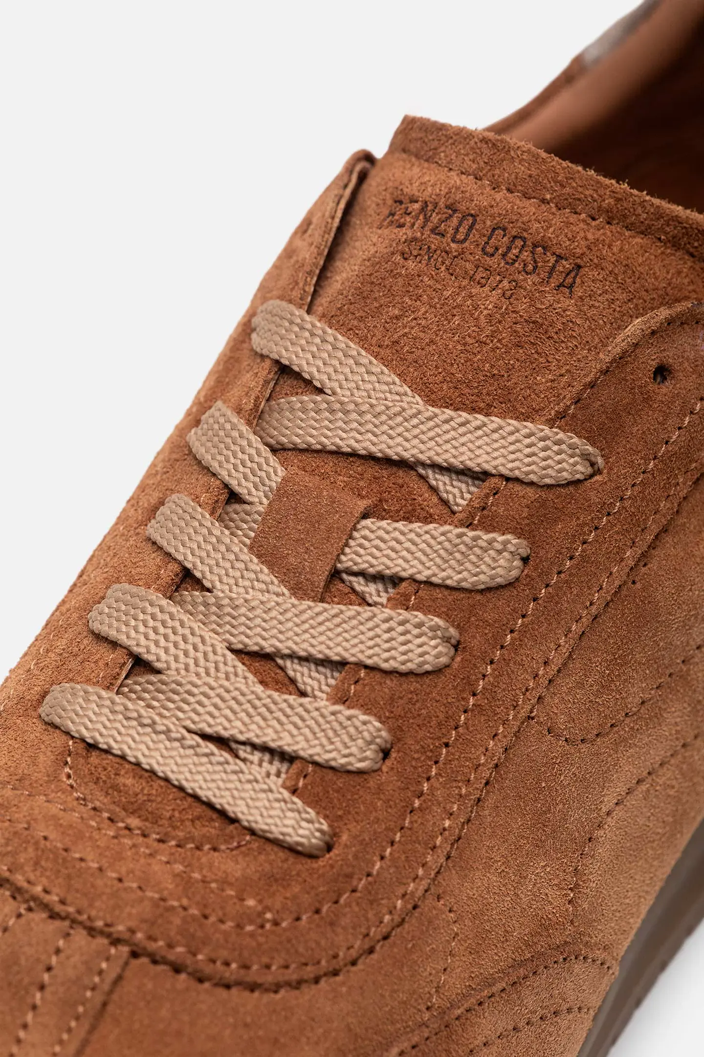 Sneakers Cuero Suede 28