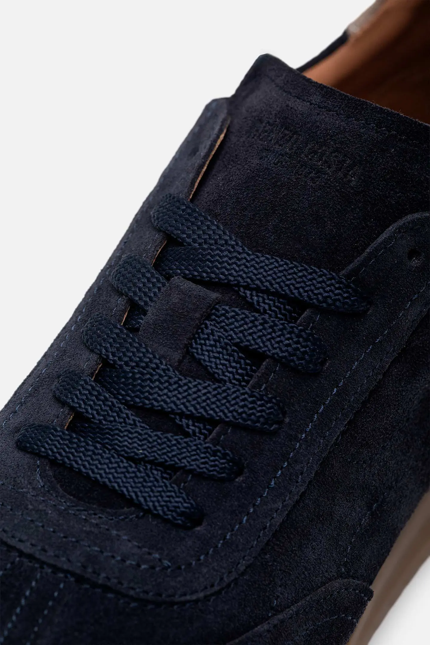 Sneakers Cuero Suede 70