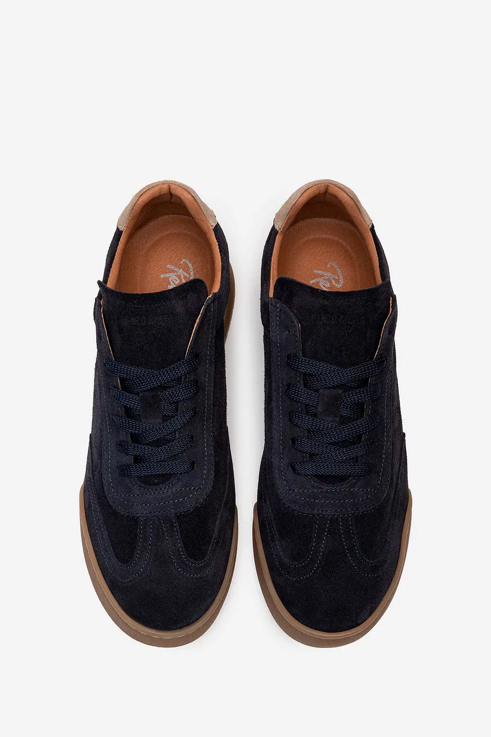 Sneakers Cuero Suede 74