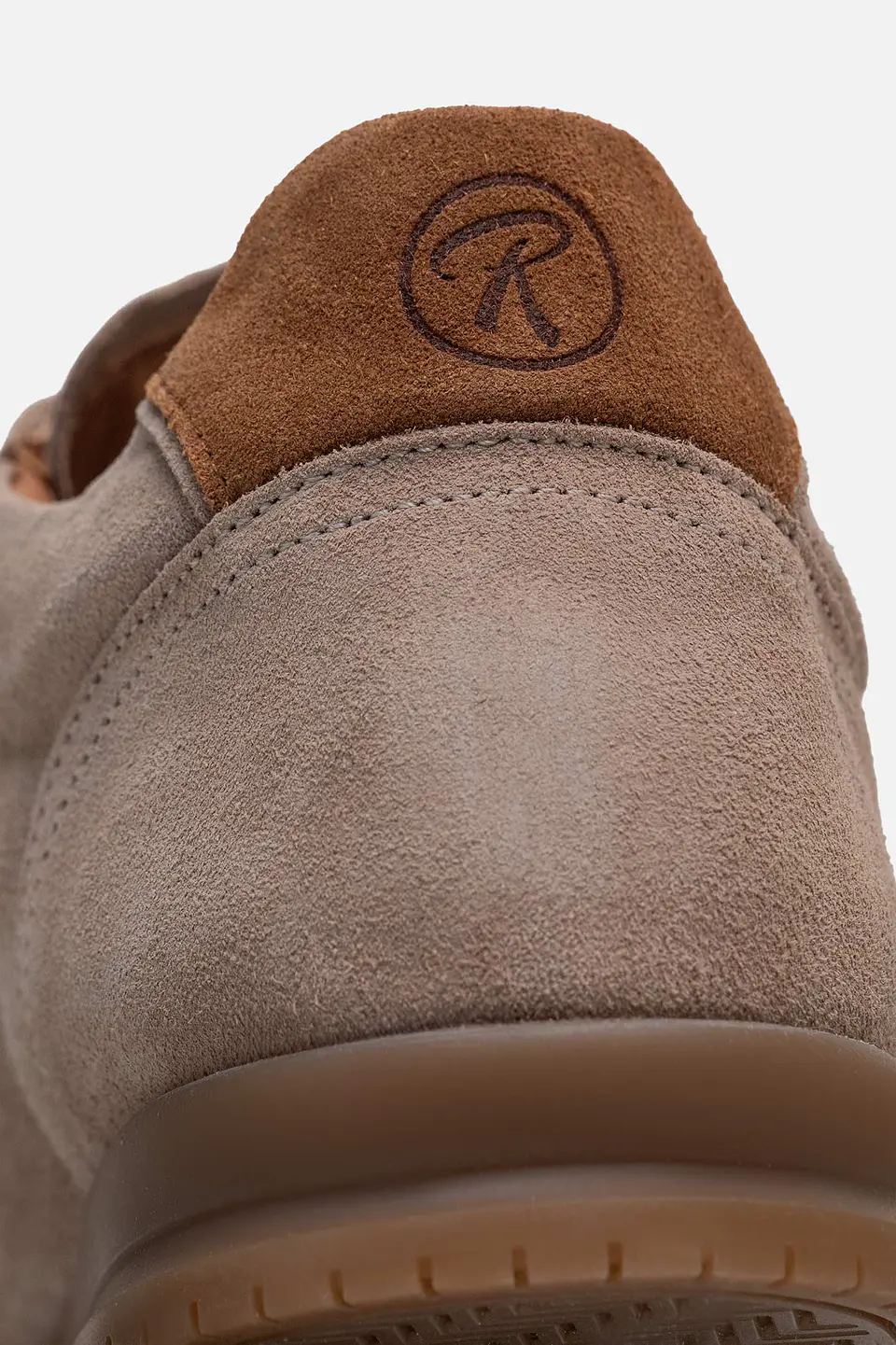 Sneakers Cuero Suede 102