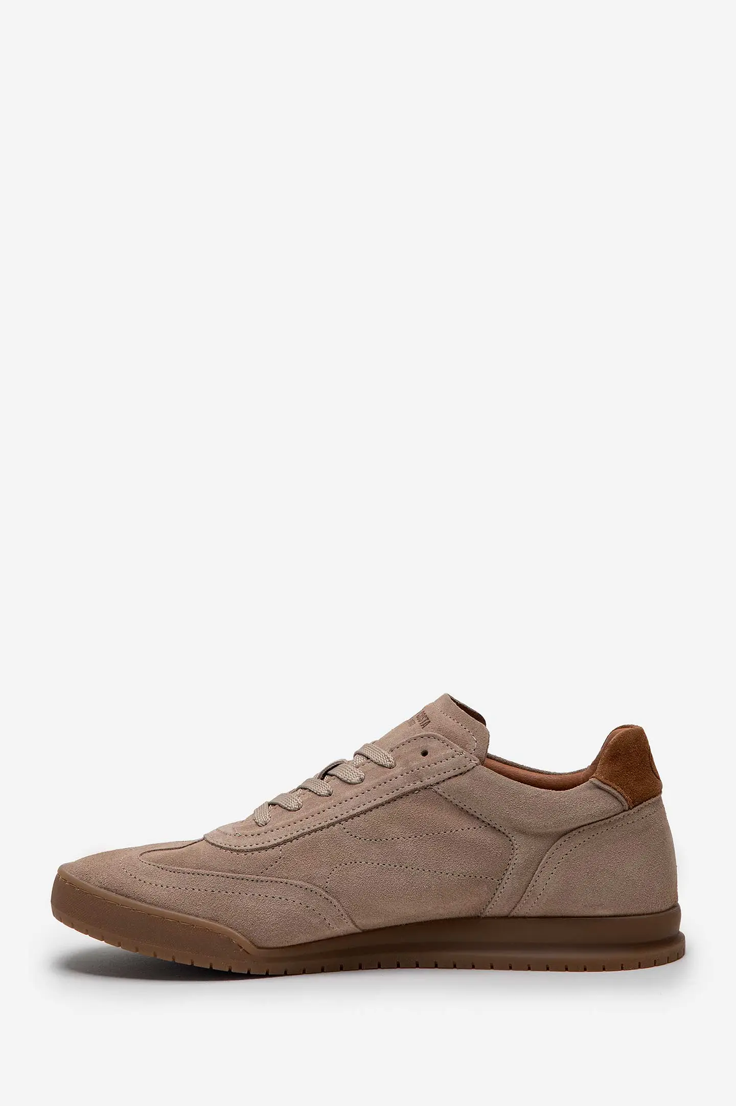 Sneakers Cuero Suede 110