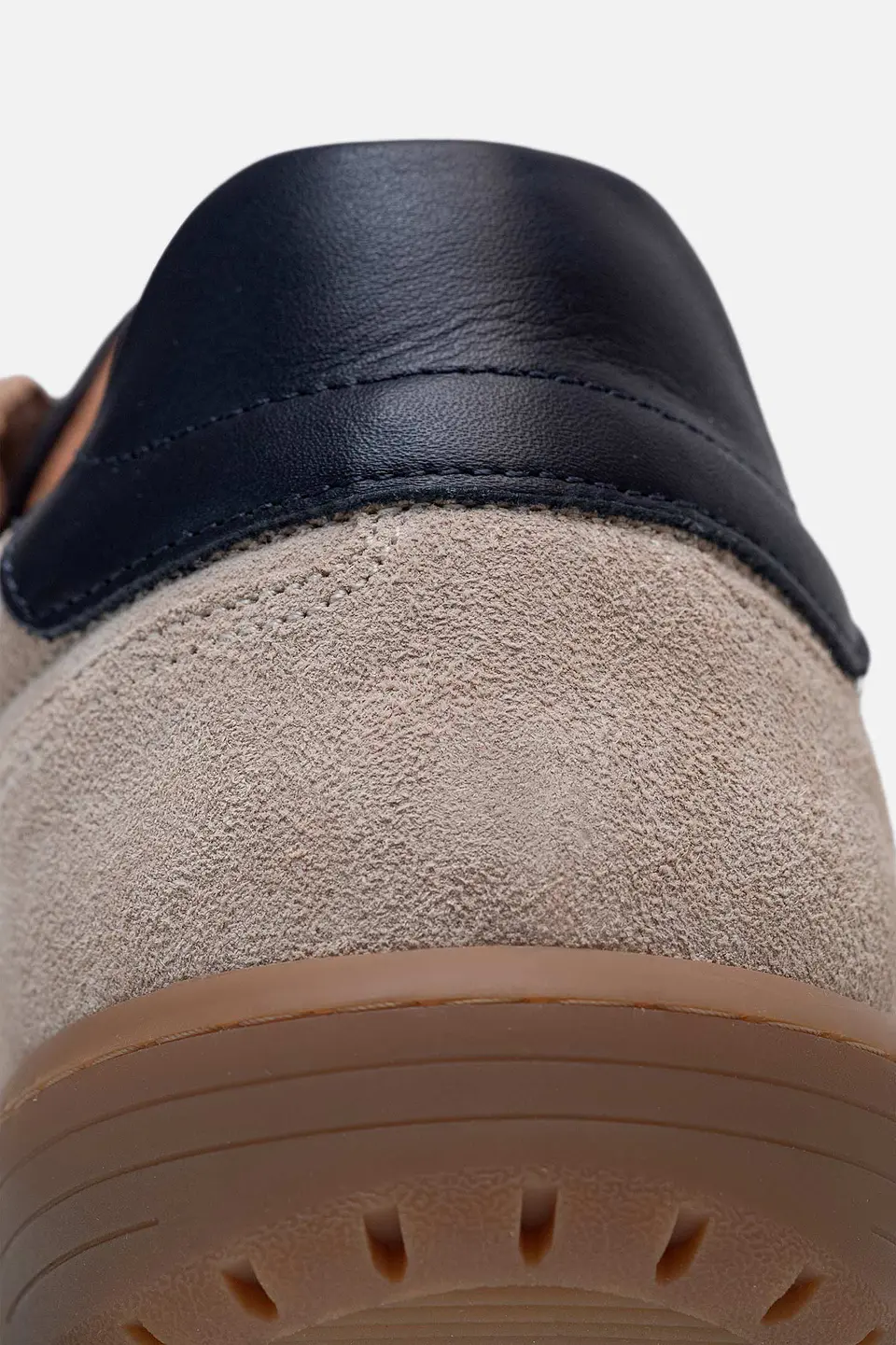 Sneakers Cuero Fusion 16