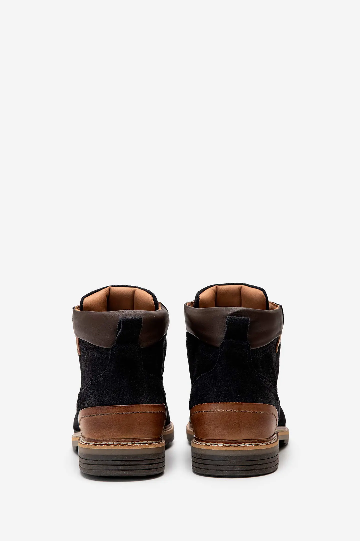 Botines Cuero Rugged Trace 2