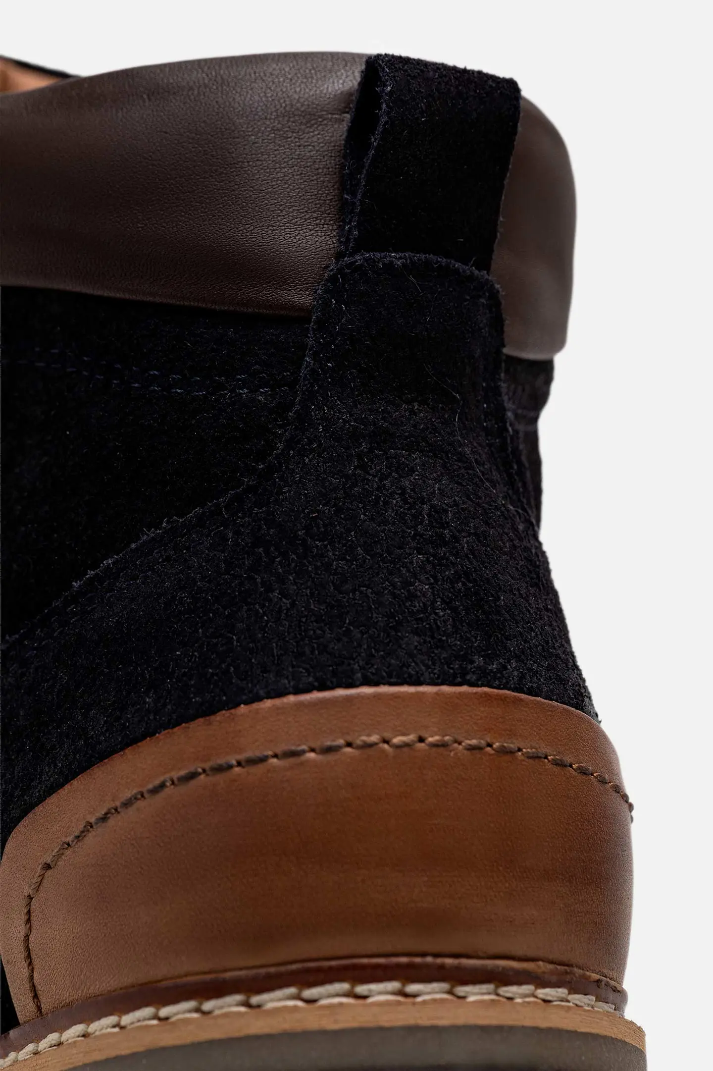 Botines Cuero Rugged Trace 25