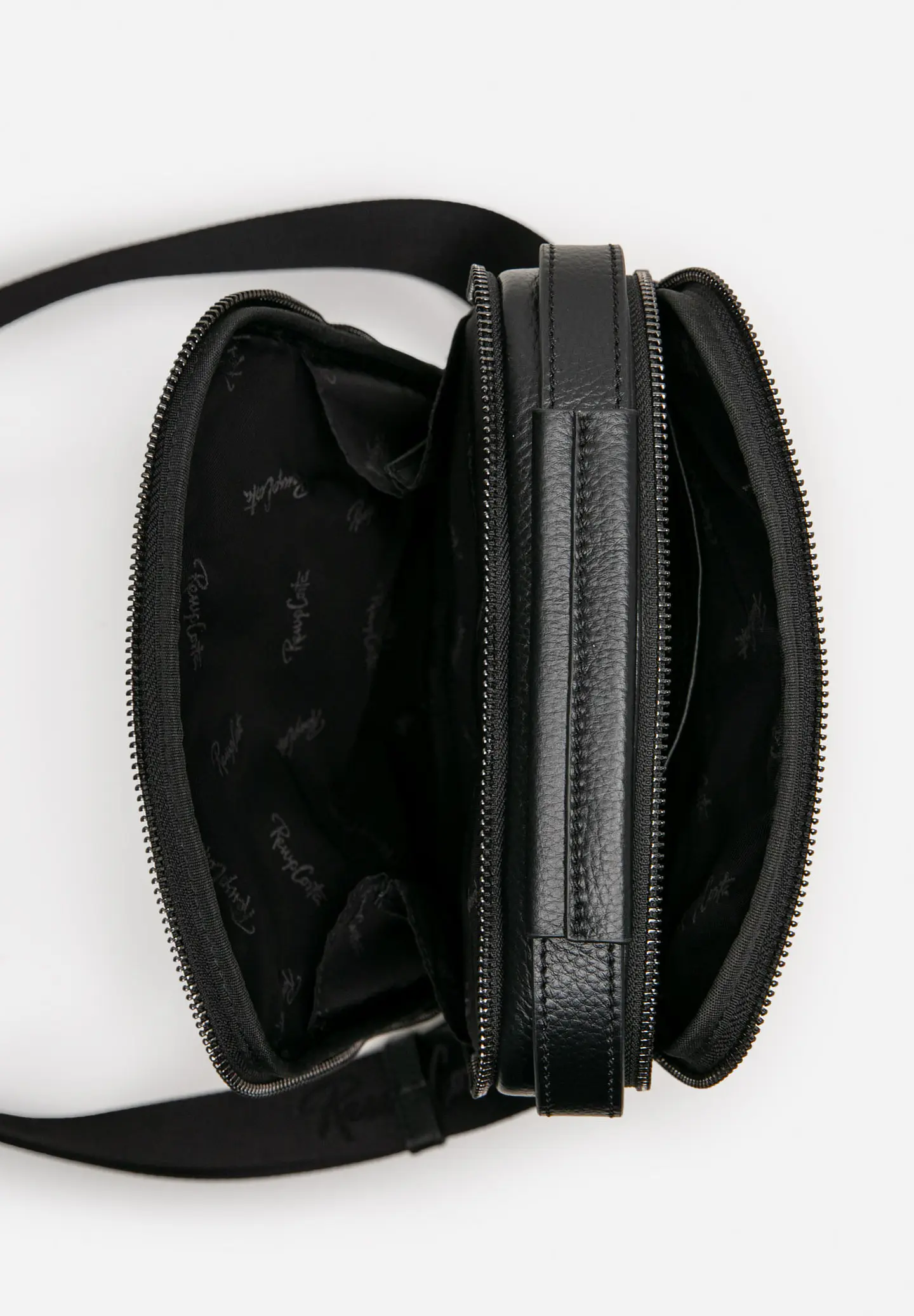 Morral Cuero Urban Tech 5
