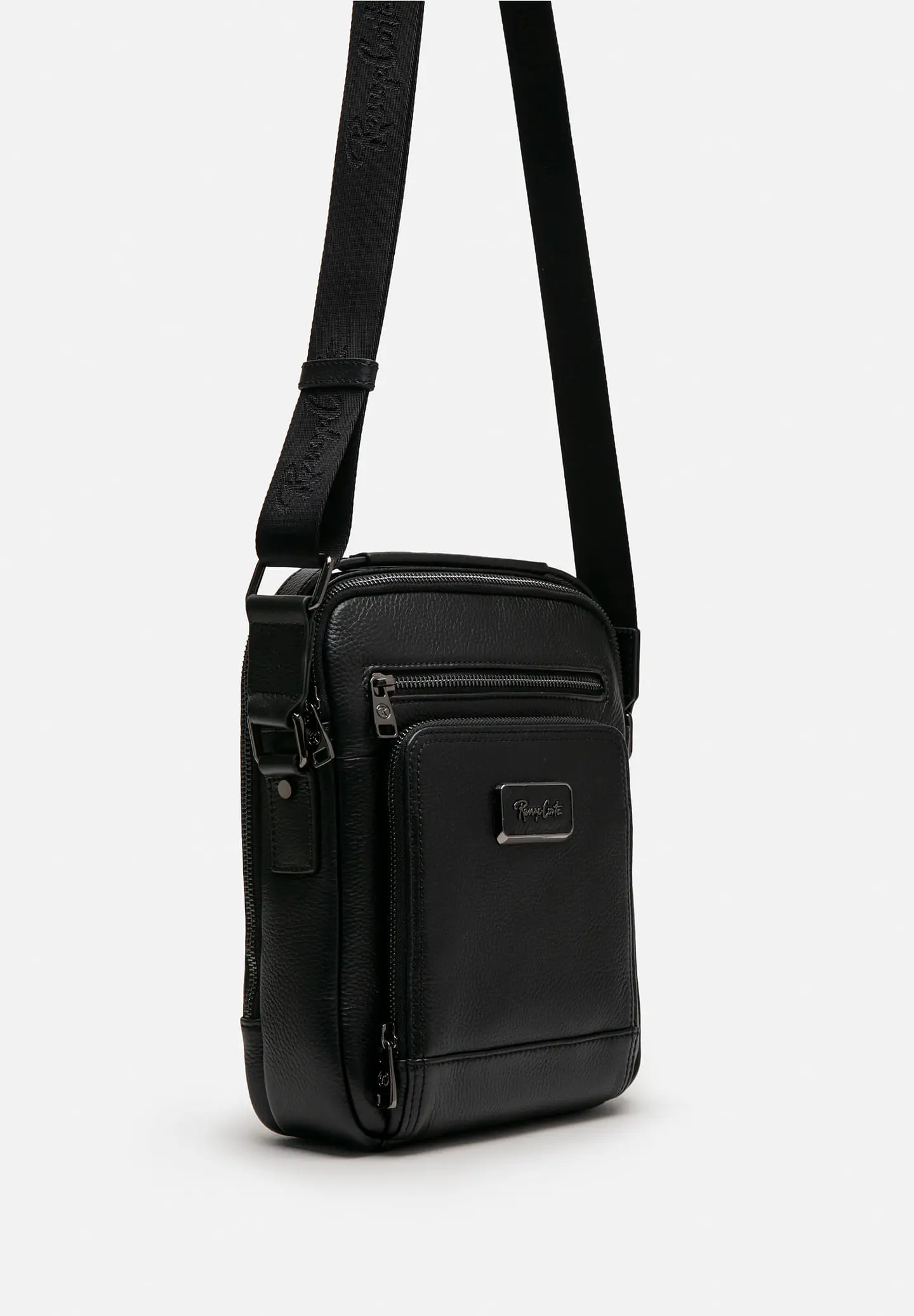 Morral Cuero Urban Tech 11