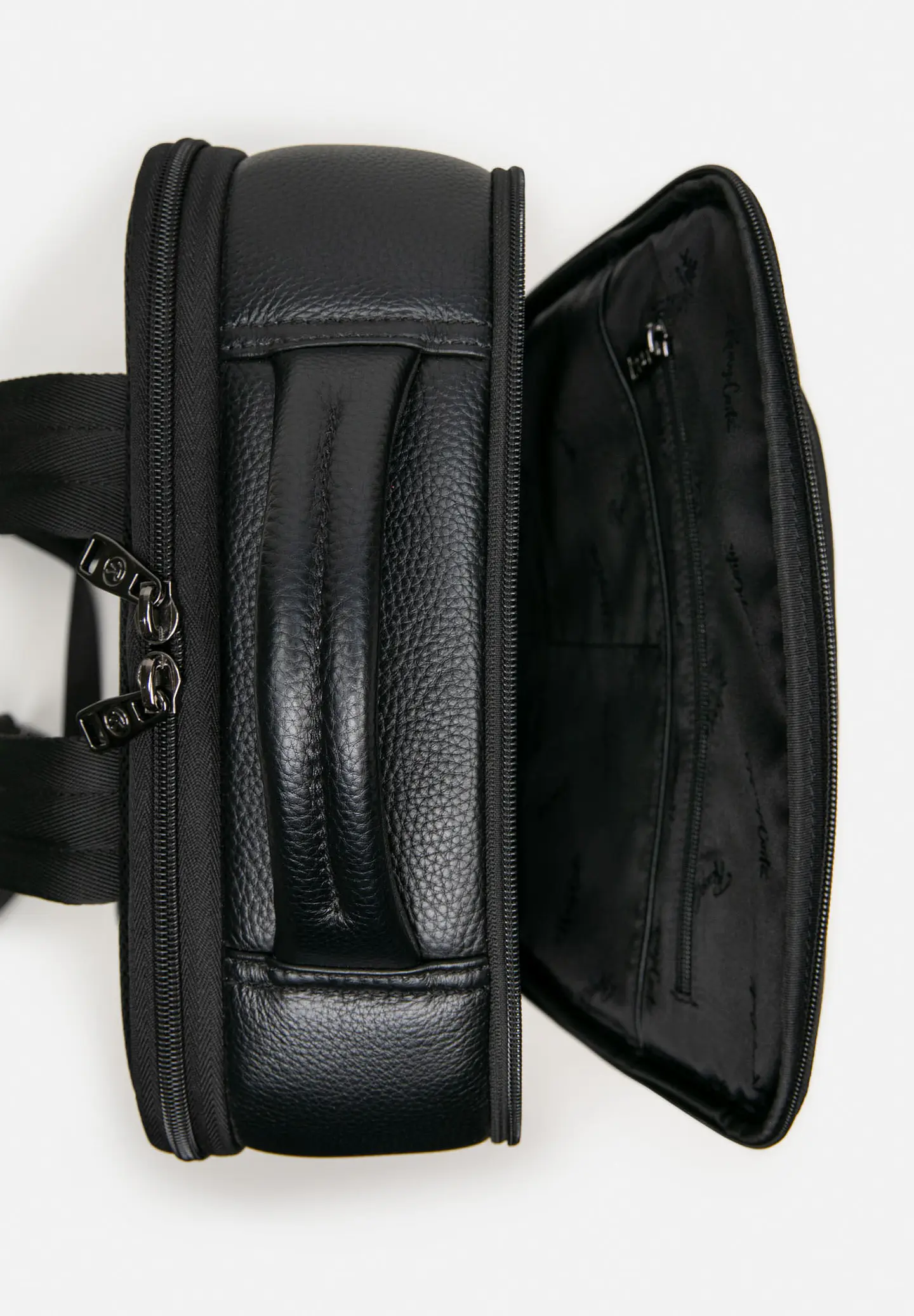 Mochila Cuero Urban Tech Pro 8