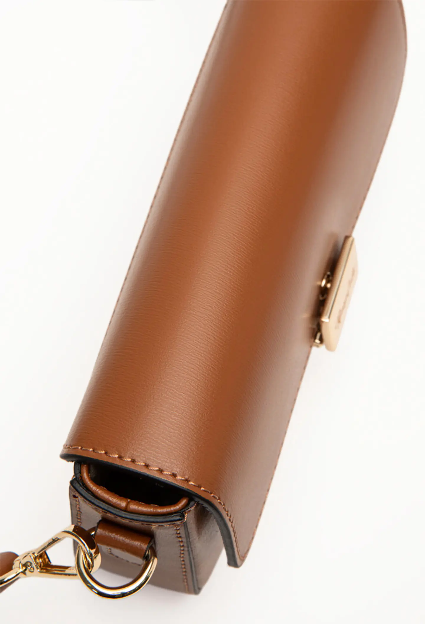 Cartera Cuero Studio Baguette 8
