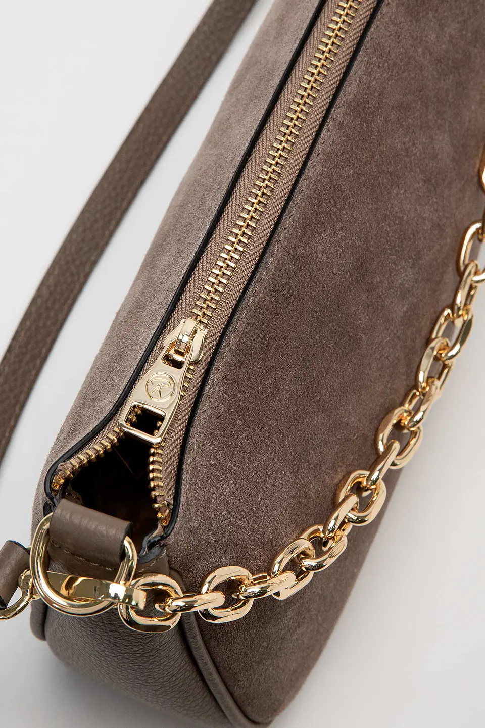 Cartera Cuero Kaia Chain 6