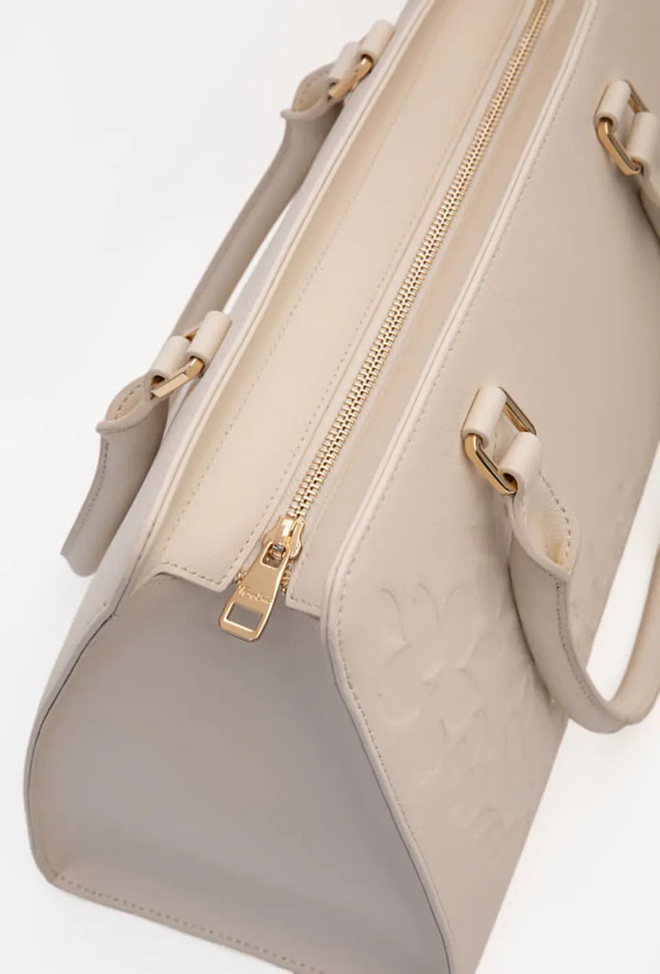 Cartera Cuero Satchel Petalia 21