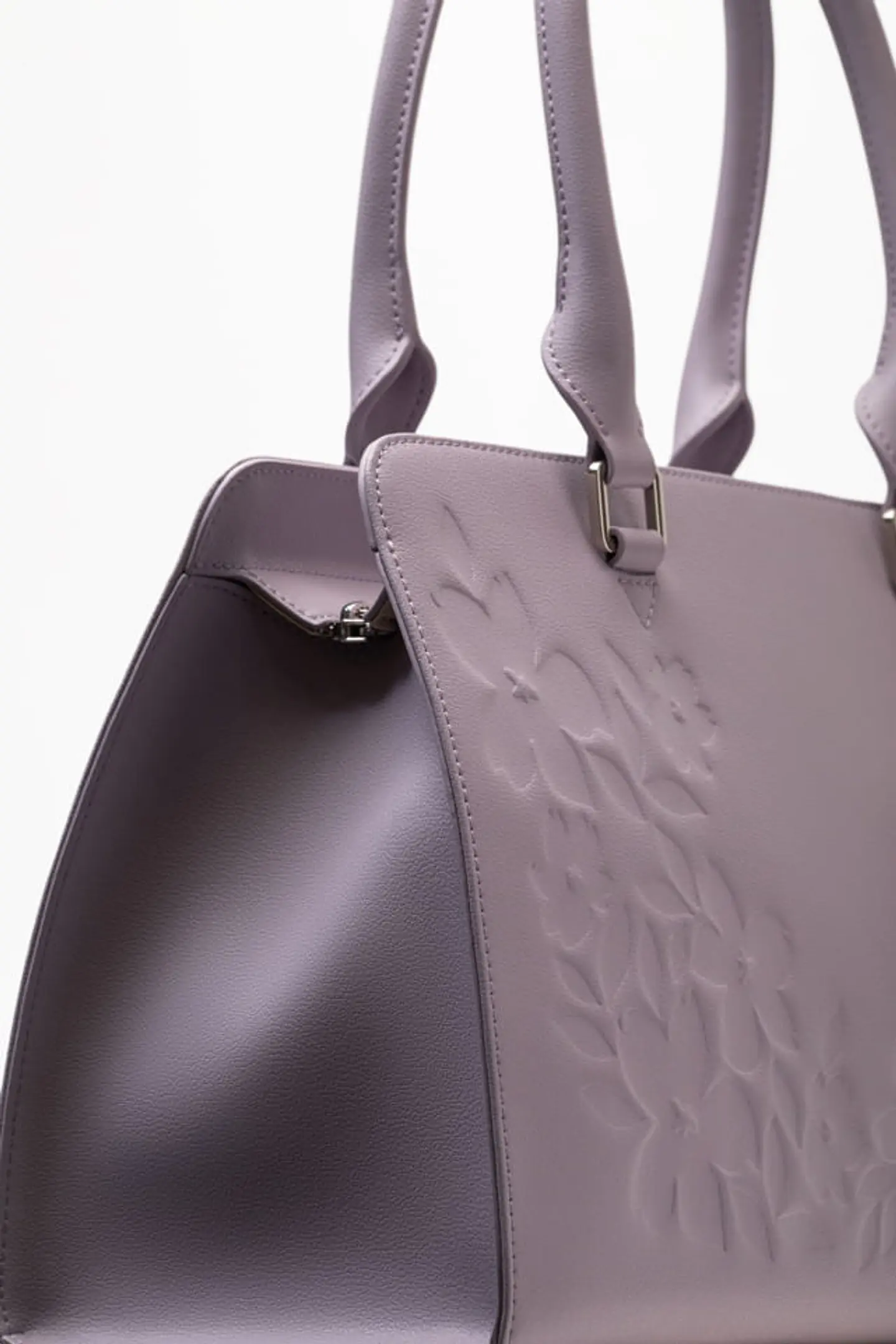Cartera Cuero Satchel Petalia 26
