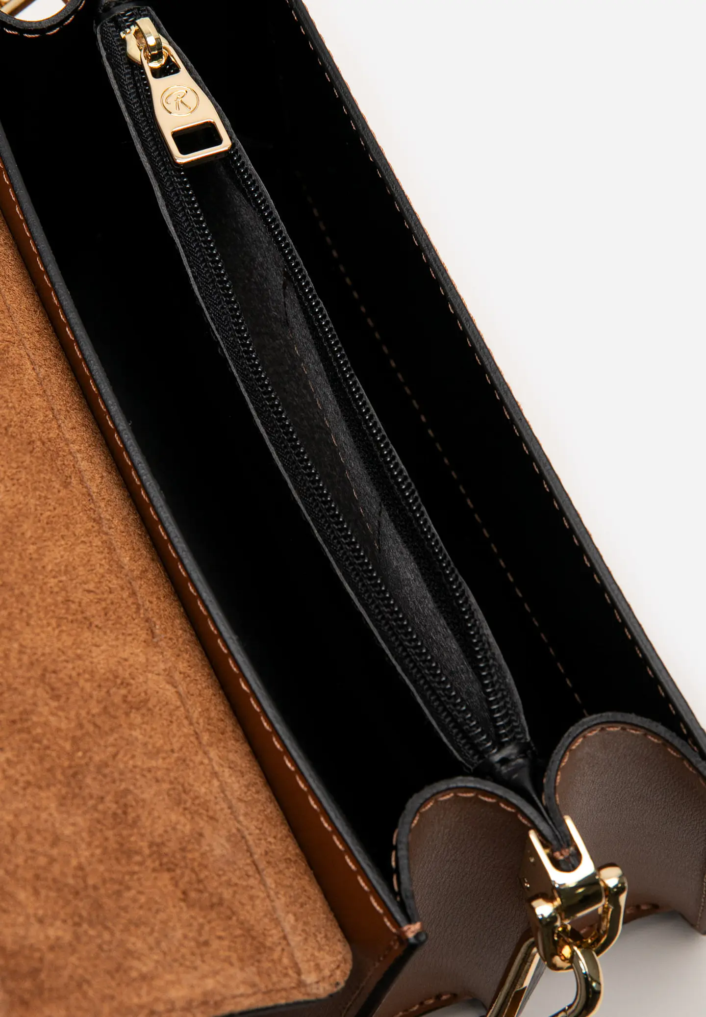 Cartera Cuero Nova 4