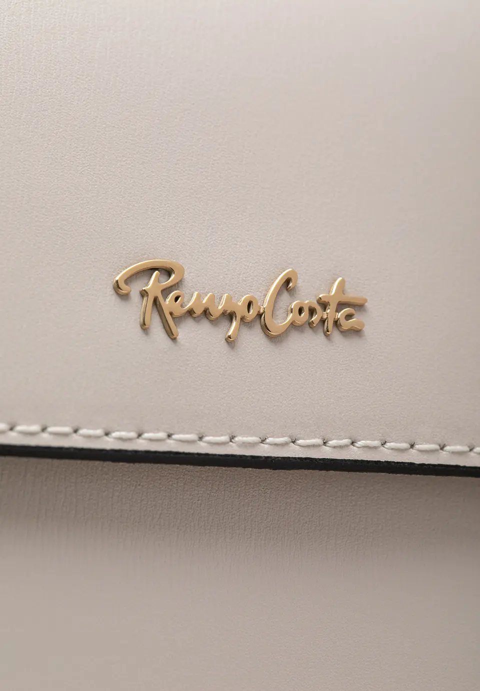 Cartera Cuero Nova 18