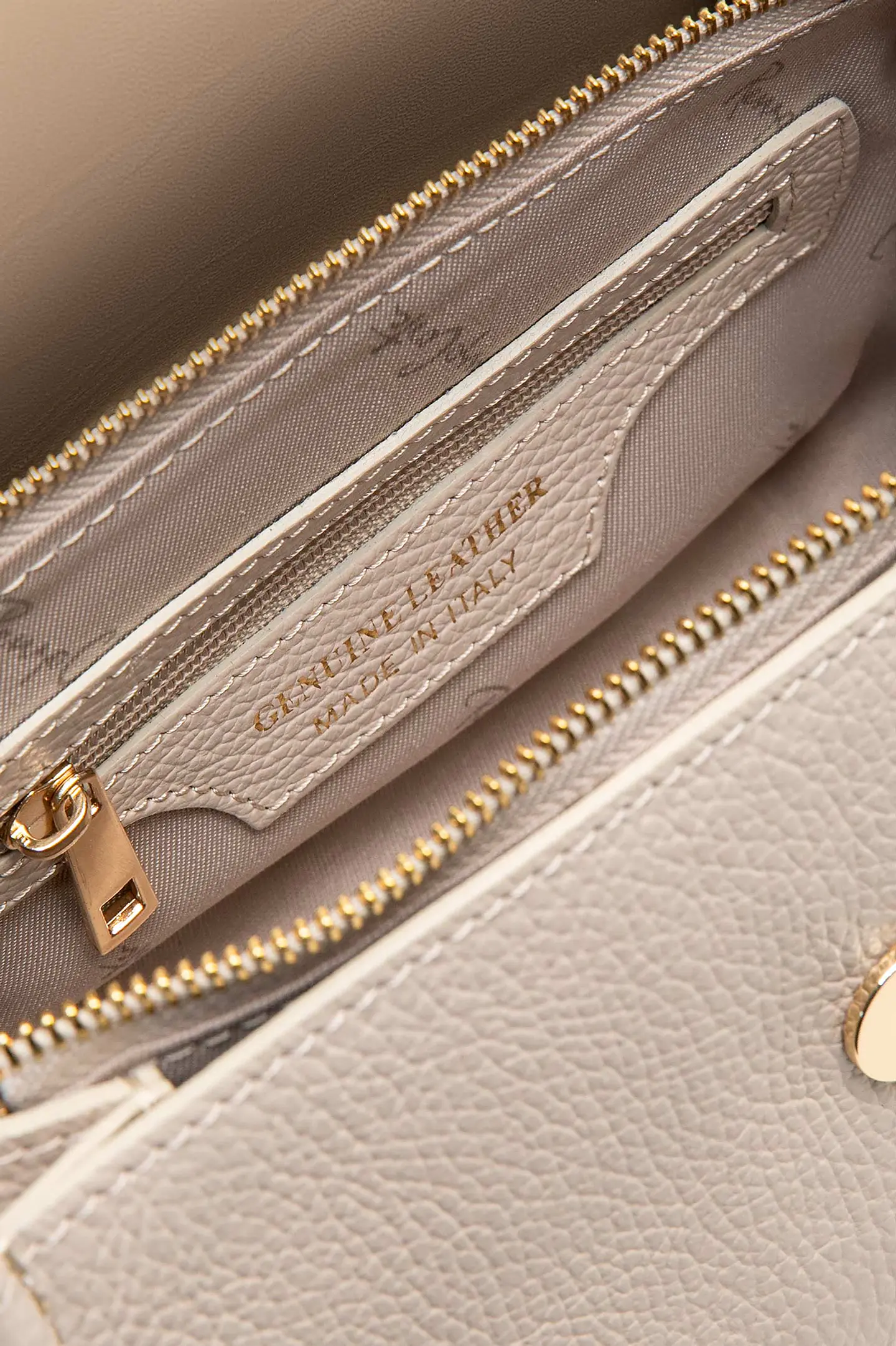 Cartera Cuero Small Aura 19