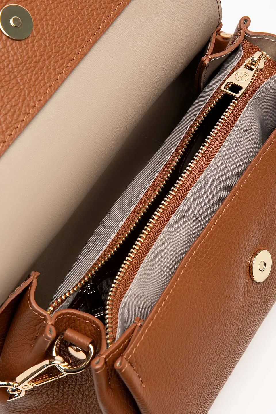 Cartera Cuero Small Aura 29