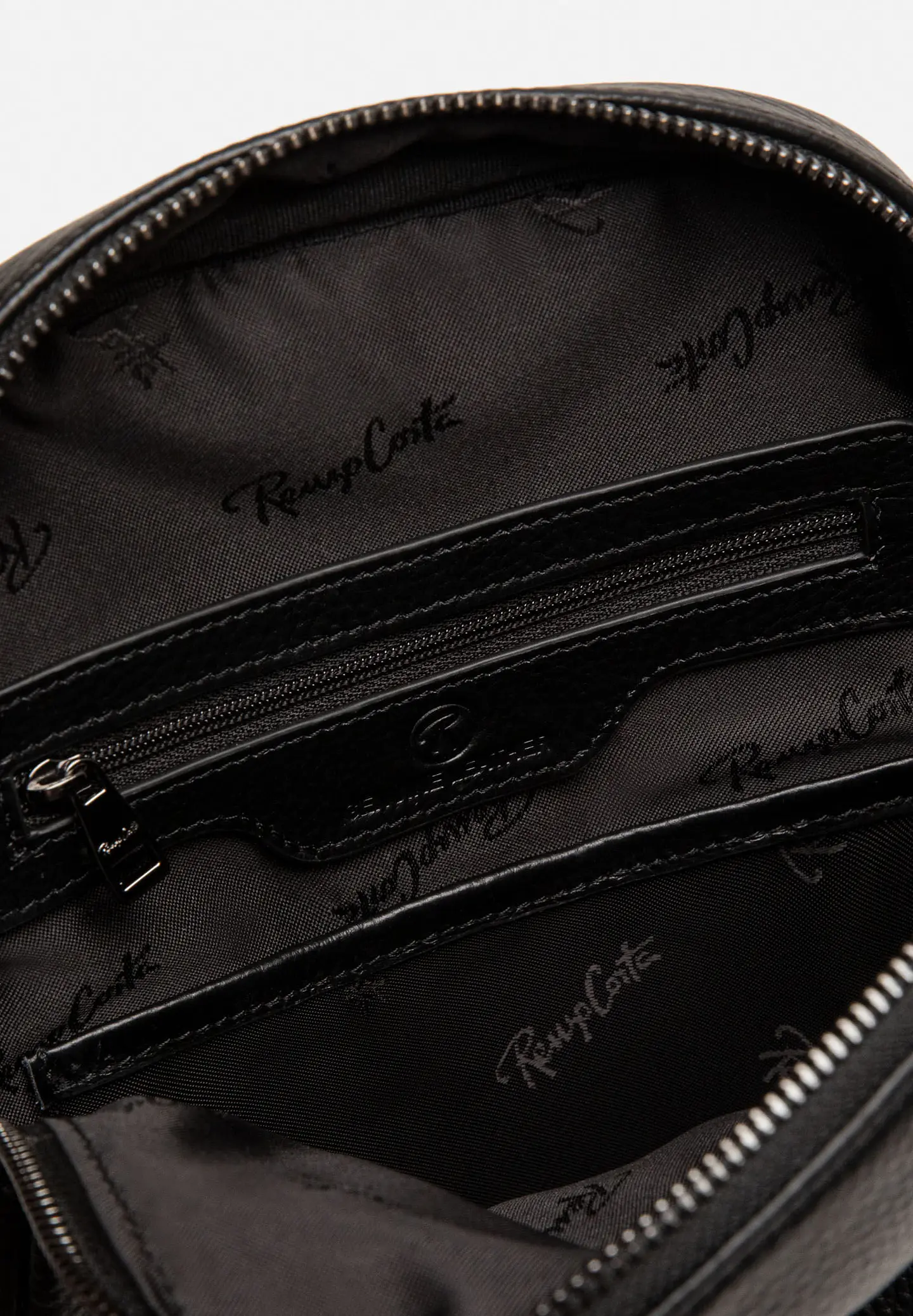 Chest Bag Cuero Urban Tech 3