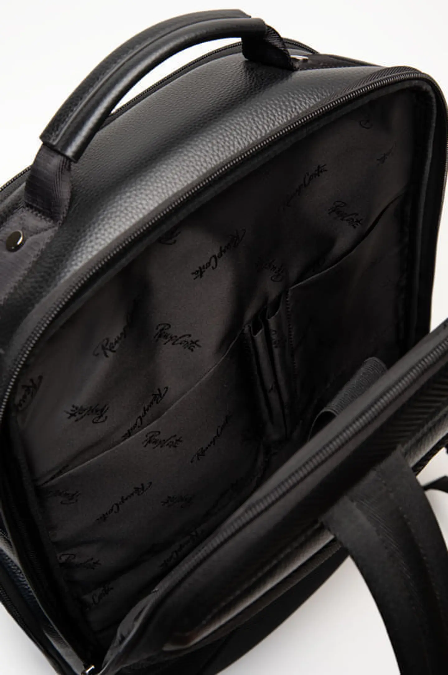 Mochila Cuero Urban Tech 1